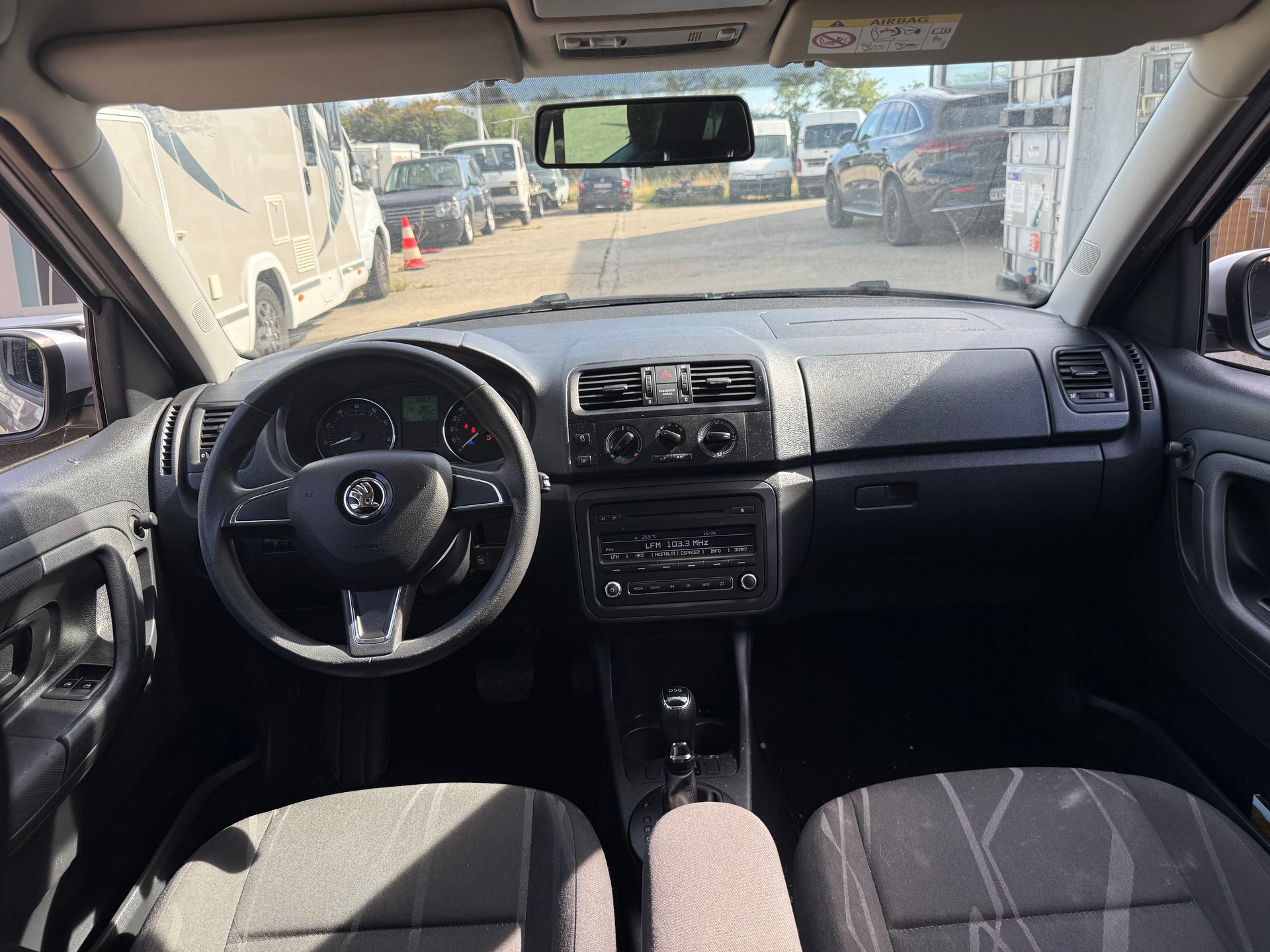 SKODA Roomster 1.2 TSI Elegance DSG-image-7