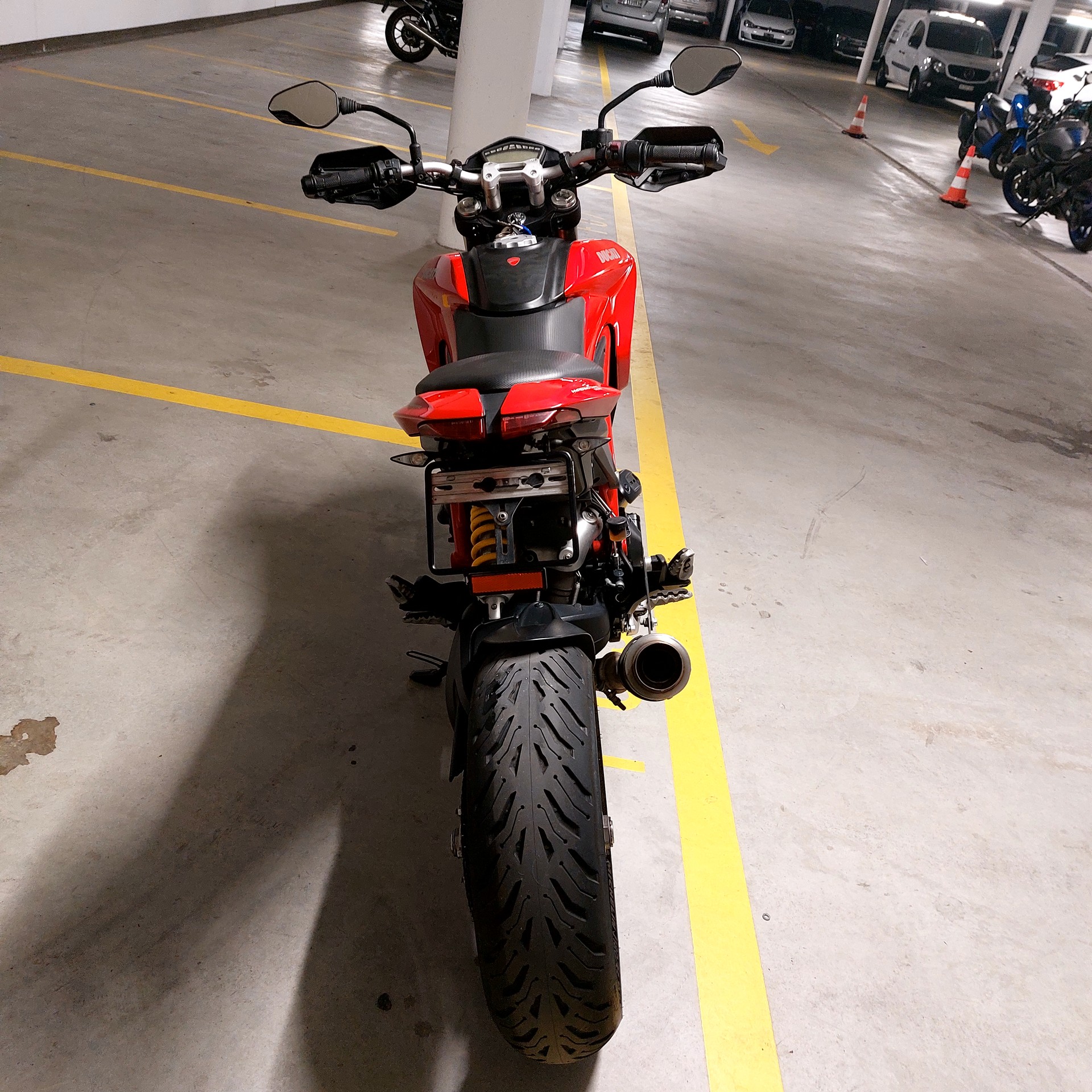 DUCATI Hypermotard 939-image-6