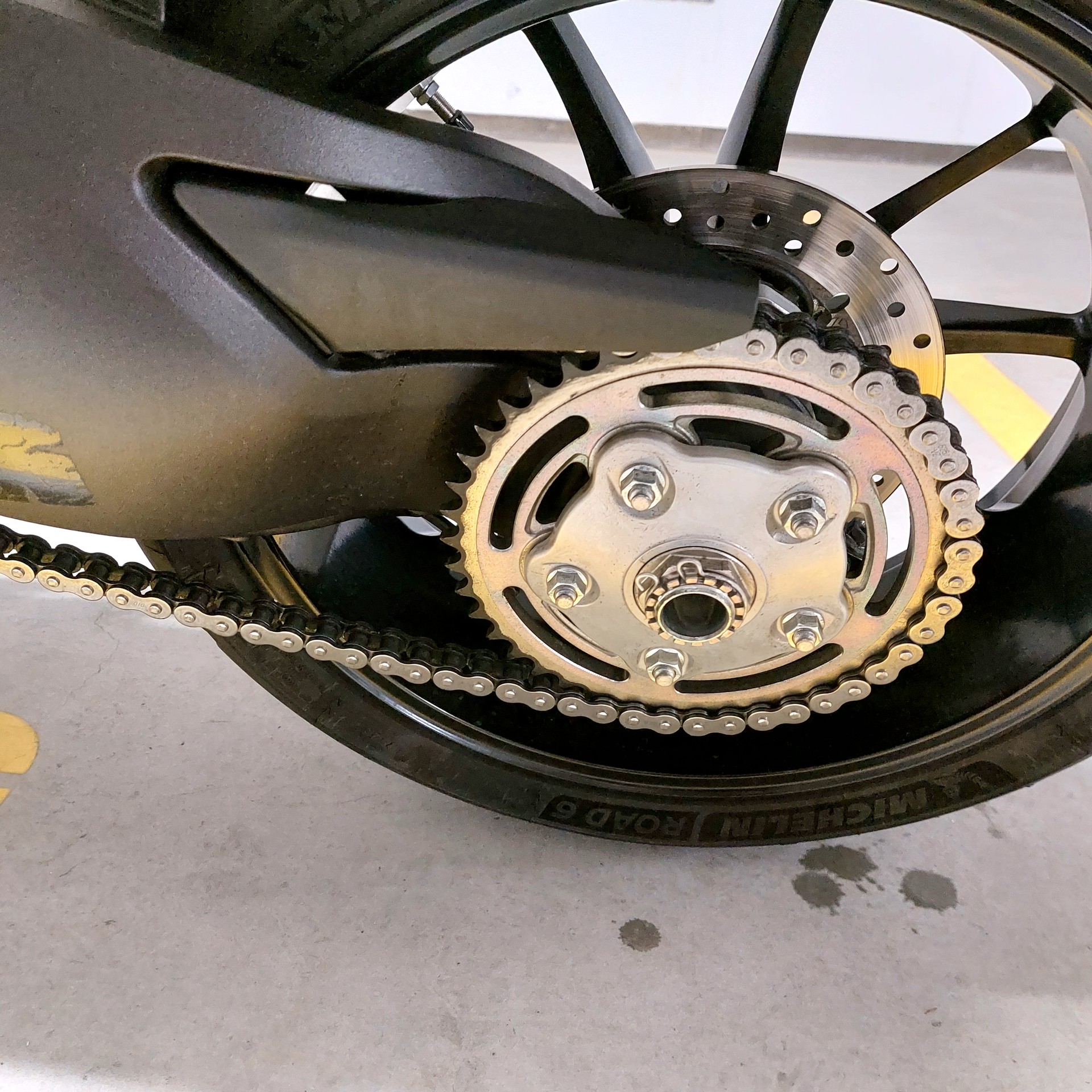 DUCATI Hypermotard 939-image-9