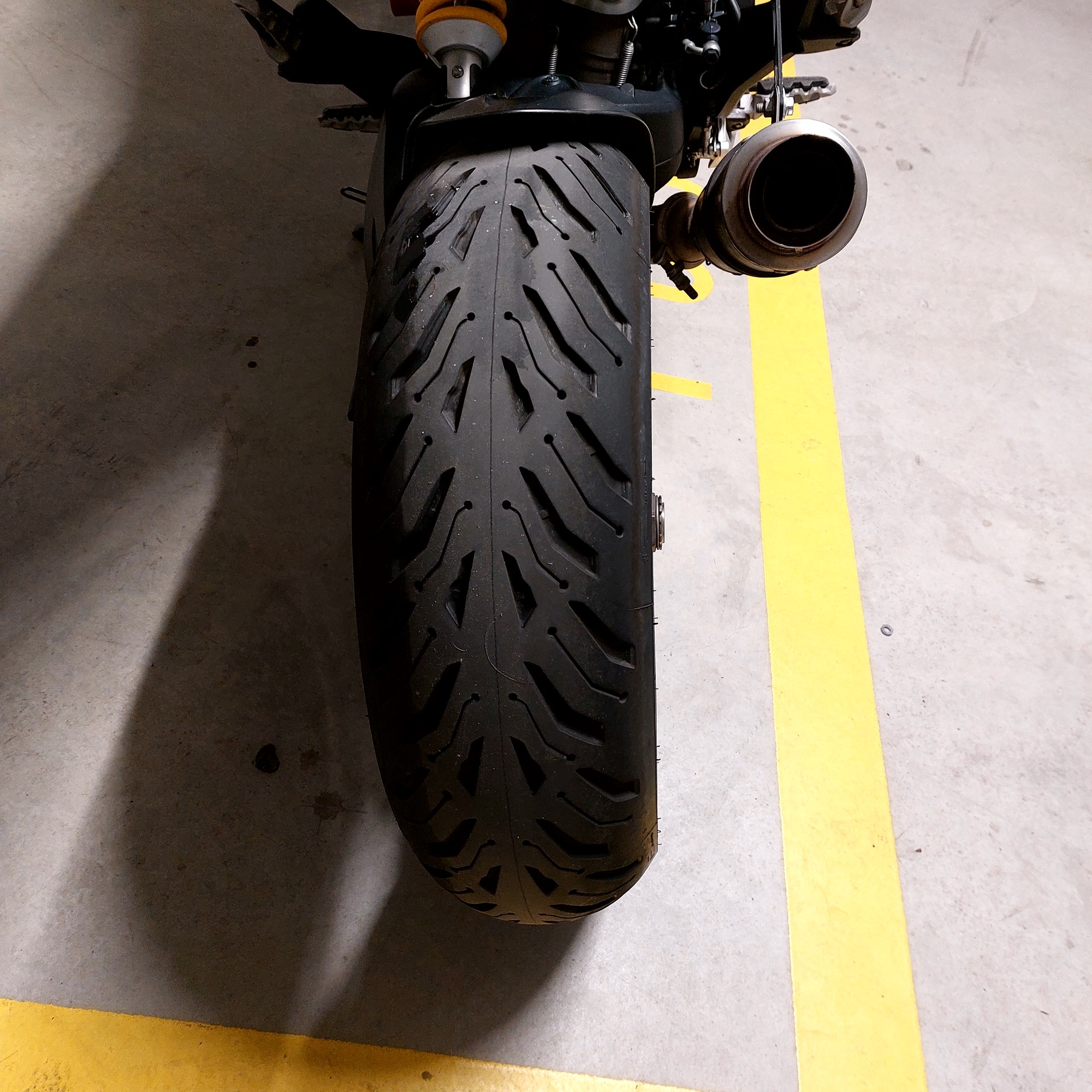 DUCATI Hypermotard 939-image-7