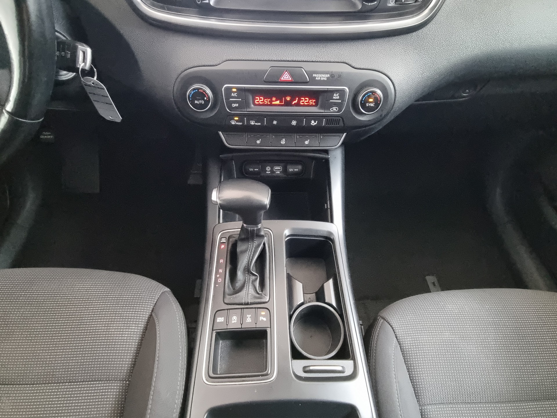 KIA Sorento 2.2 CRDi Trend Active 7P-image-9