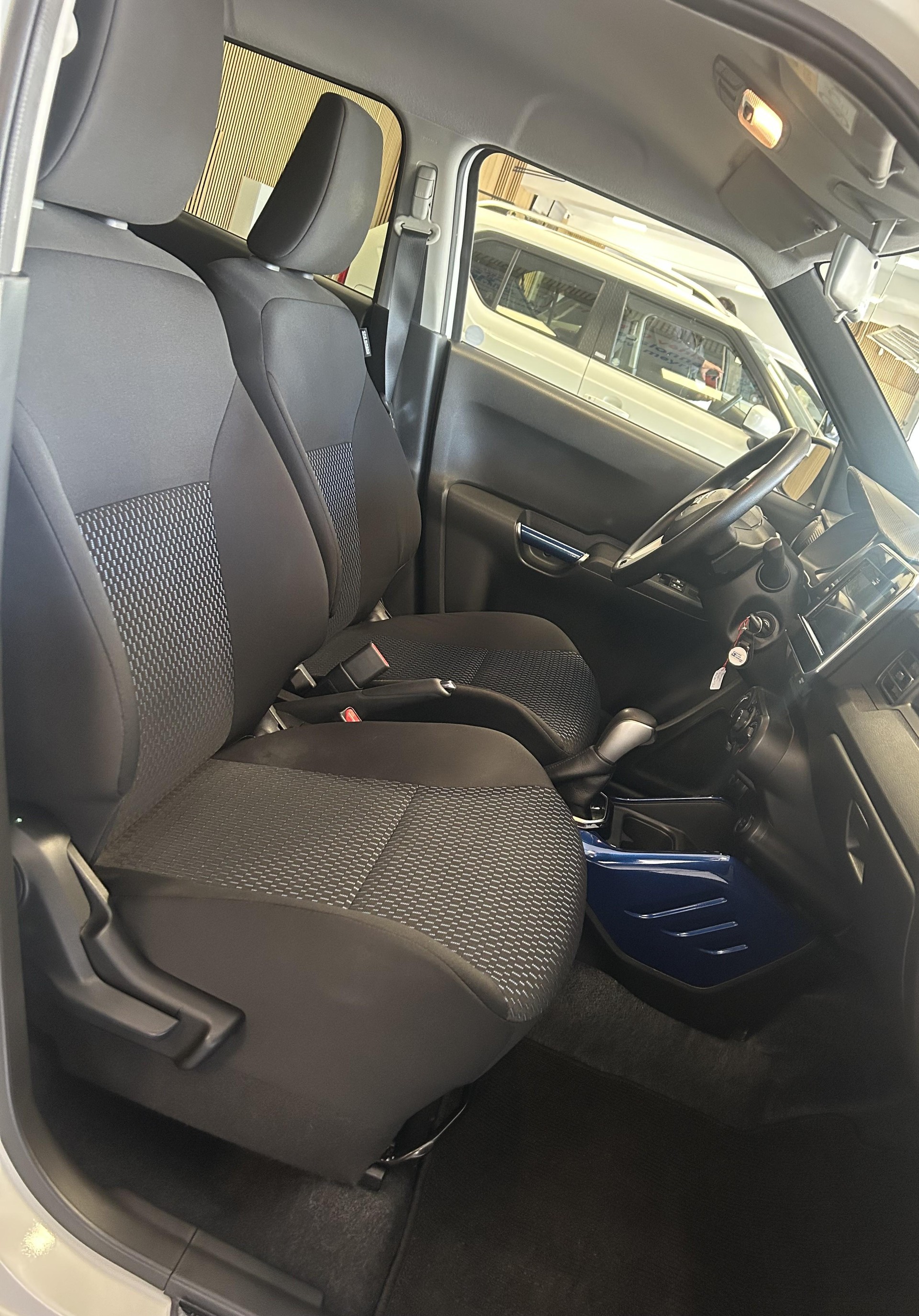 SUZUKI Ignis 1.2 Generation Hybrid-image-13