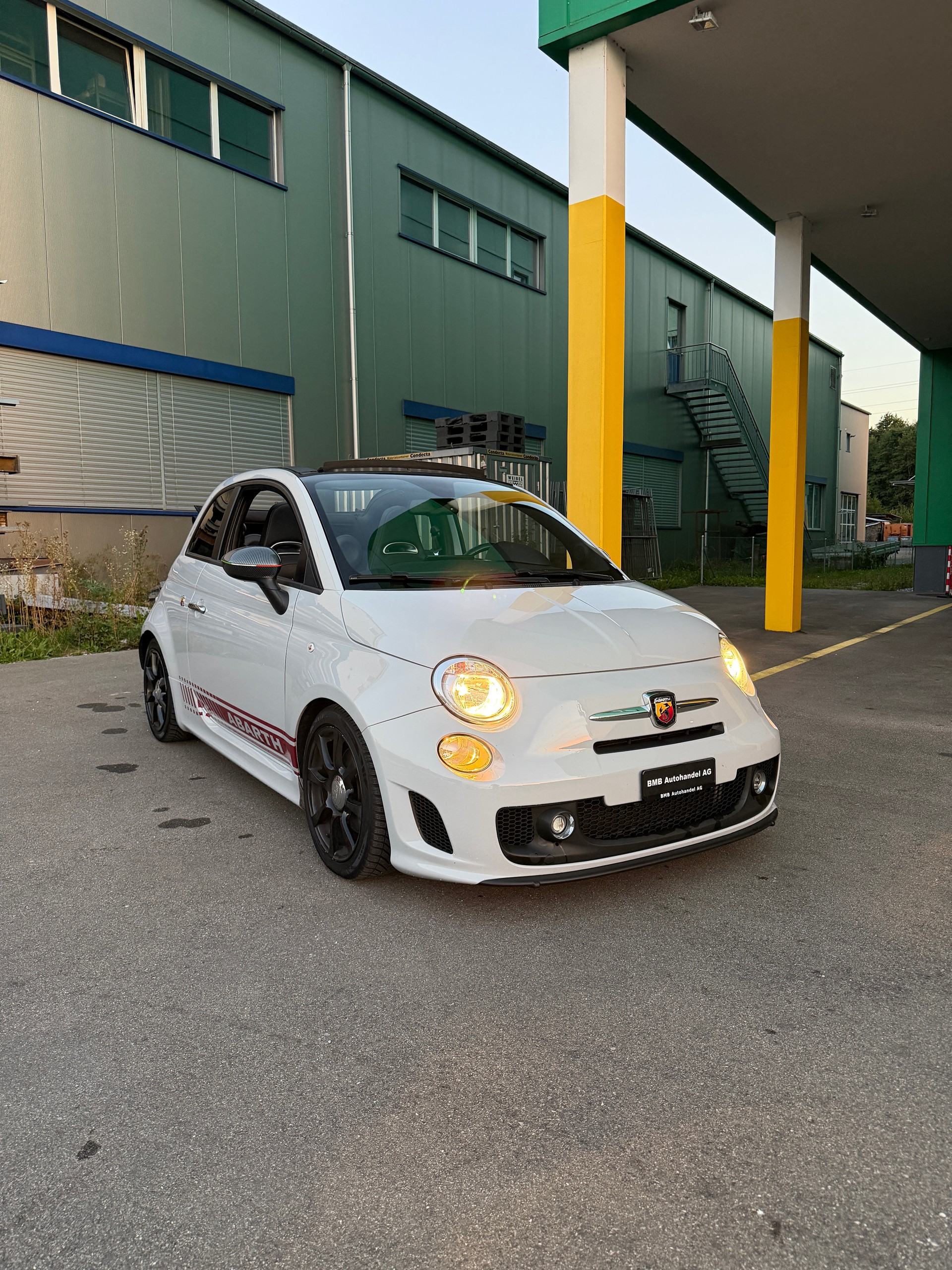 FIAT 500 1.4 16V Turbo Abarth Dualogic