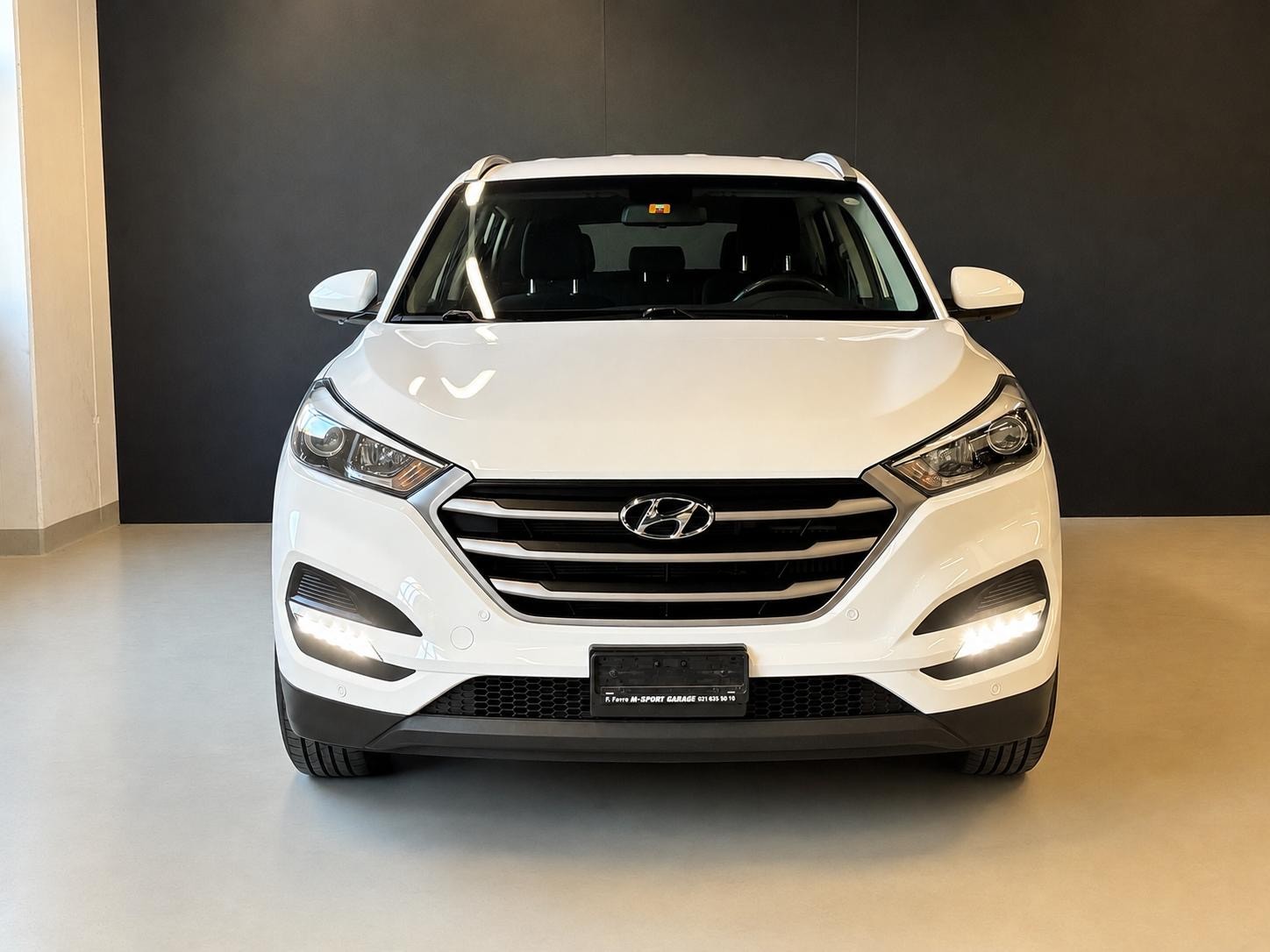 HYUNDAI Tucson 1.7 CRDI Plena 2WD DCT7-image-2
