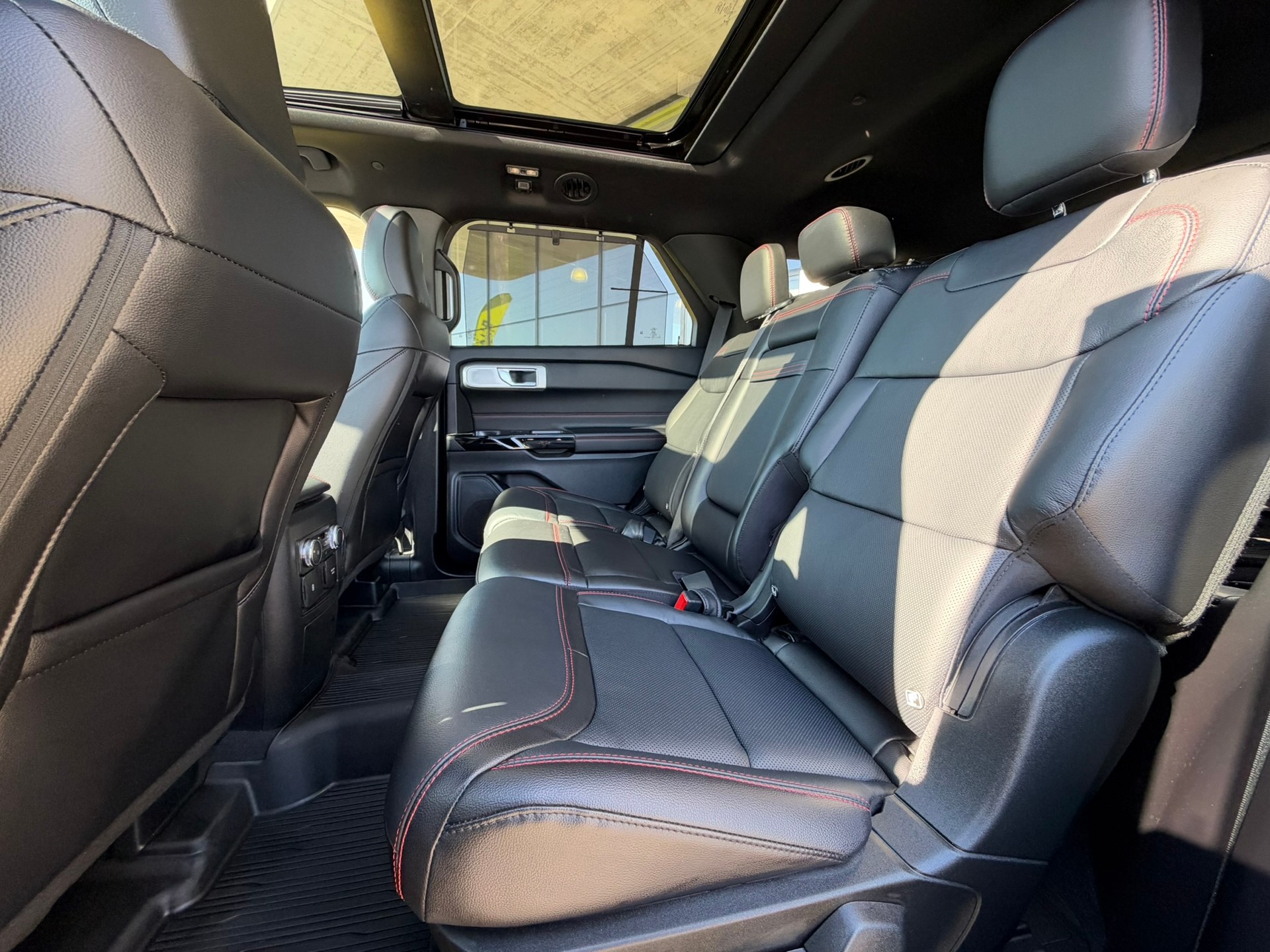 FORD Explorer 3.0 EcoB. Plug-in-Hybrid ST-Line 4WD Aut.-image-7