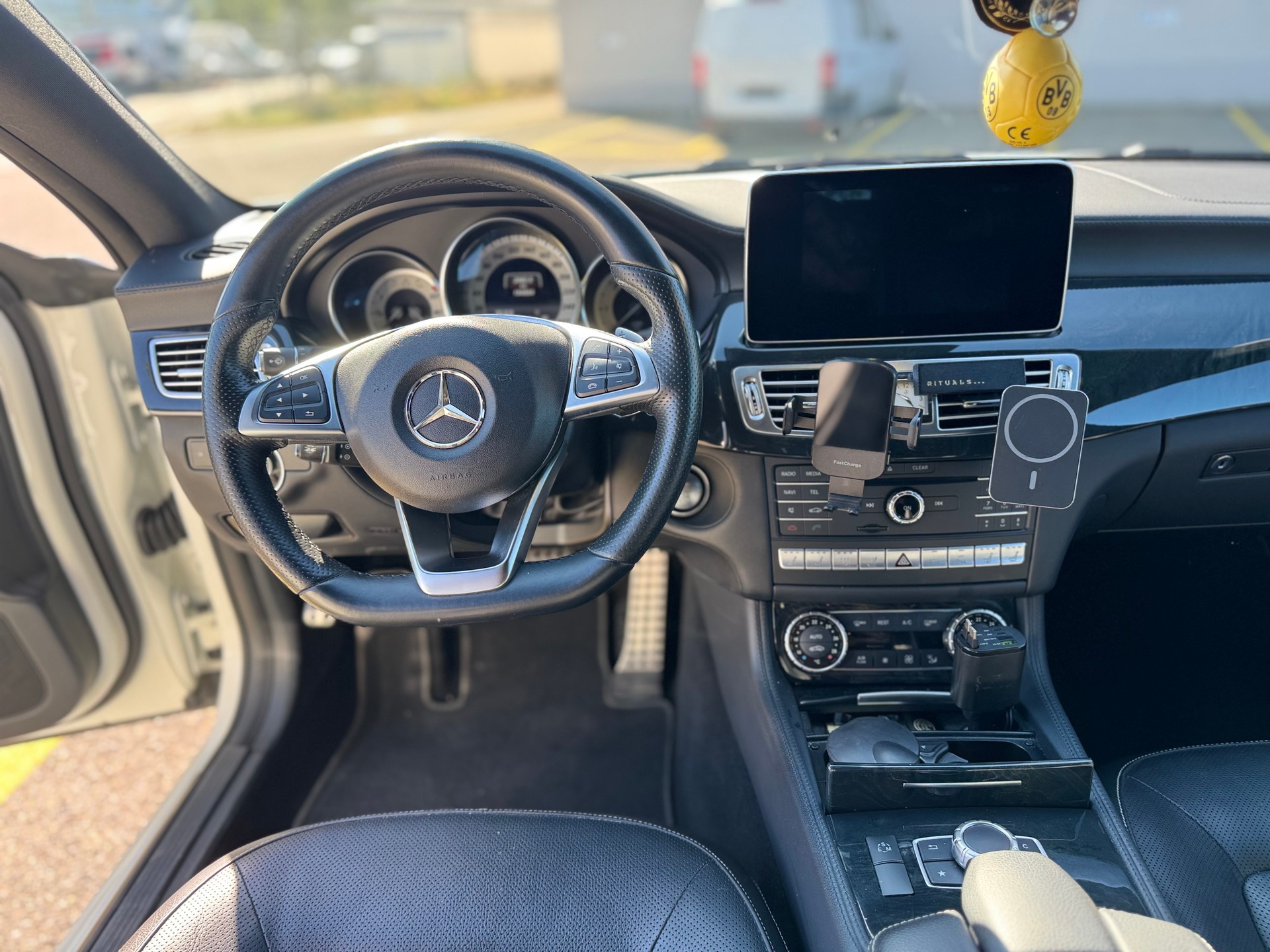 MERCEDES-BENZ CLS 350 d 4matic 9G Tronic-image-12