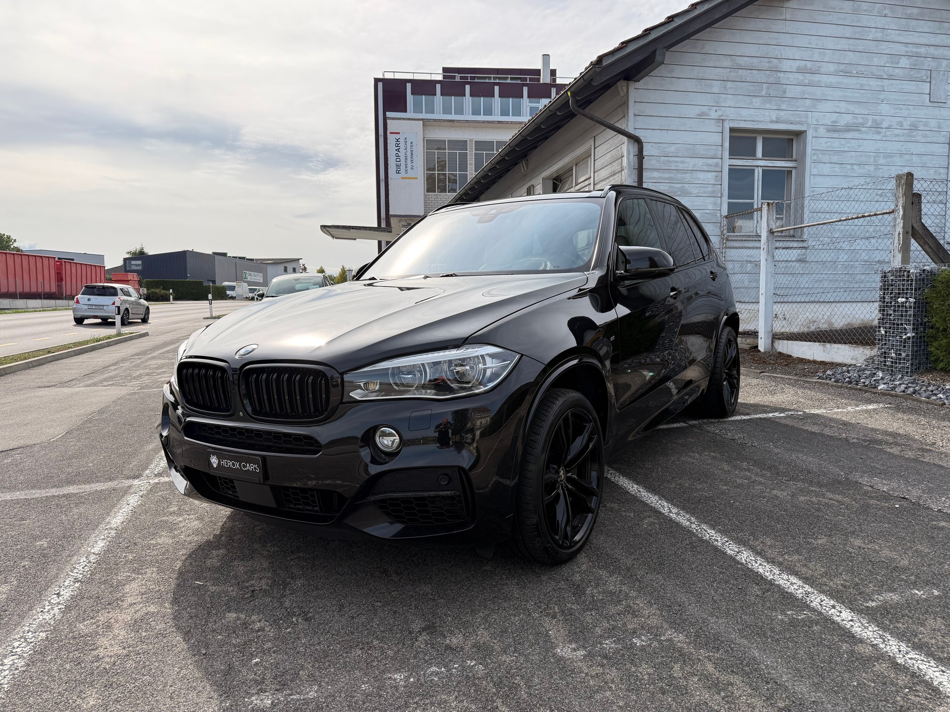 BMW X5 xDrive M50d Steptronic-image-15