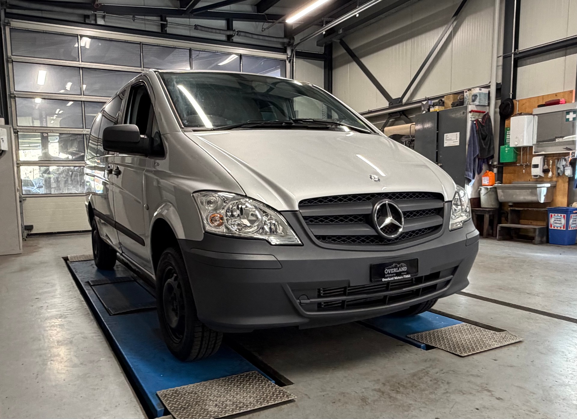 MERCEDES-BENZ Vito 116 CDI Blue Efficiency 4Matic A-image-5