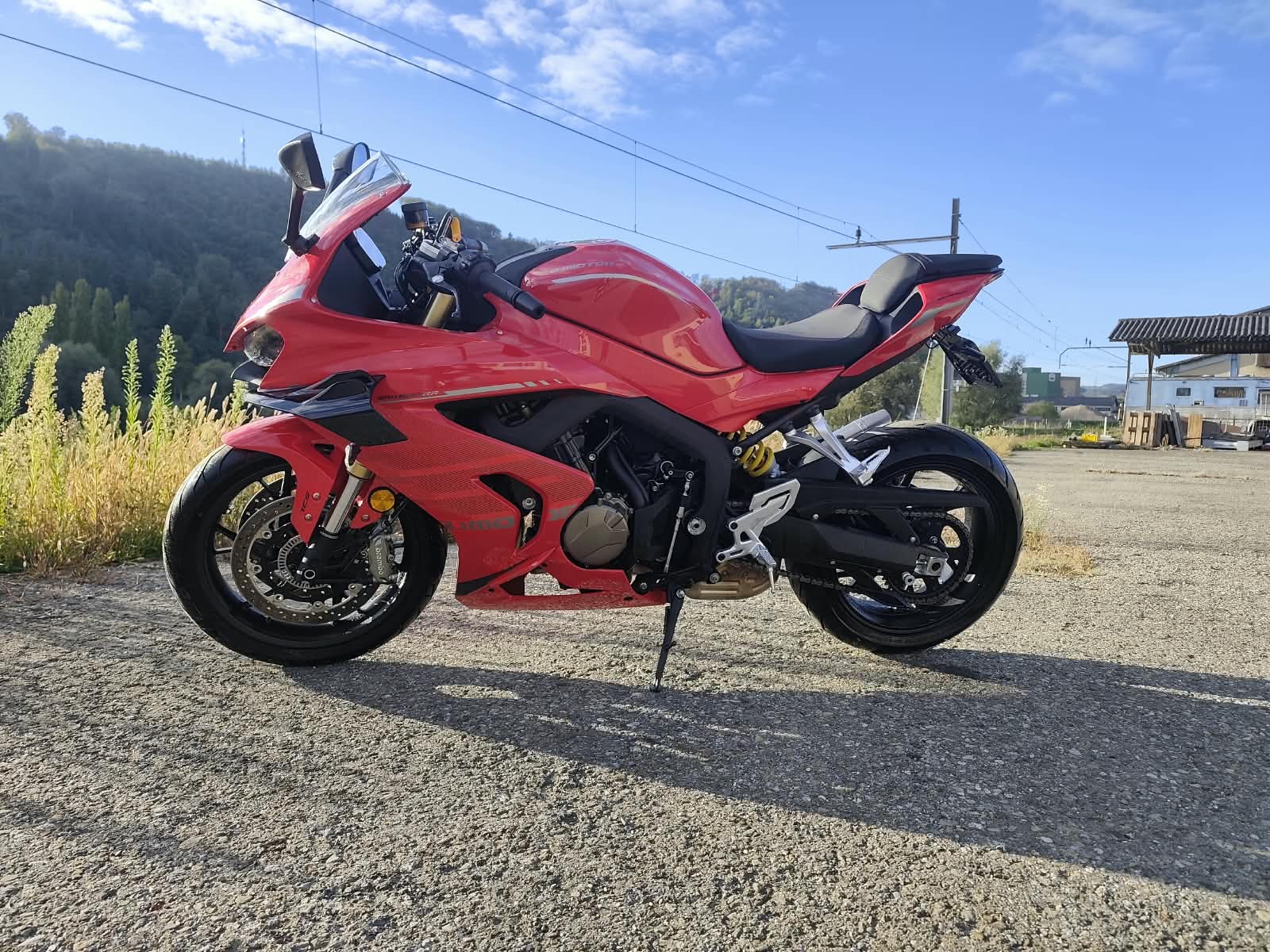 QJ 800 RR-image-0