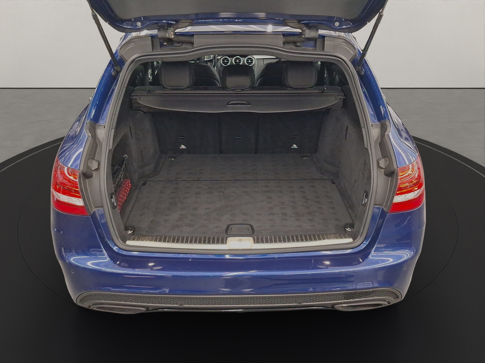 MERCEDES-BENZ C 300 AMG Line-image-17