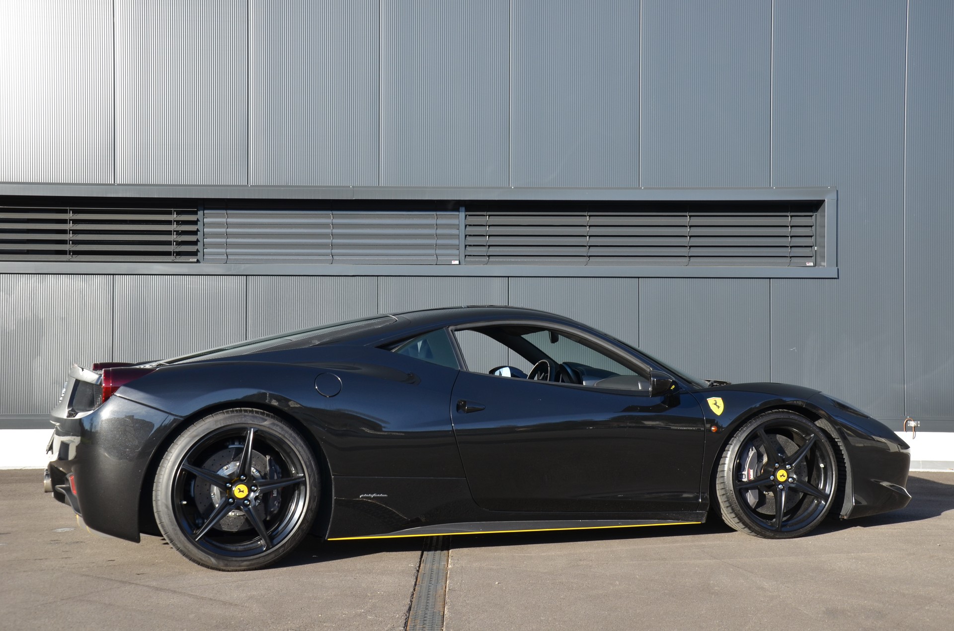 FERRARI 458 Italia 4.5 V8-showroom-element-3