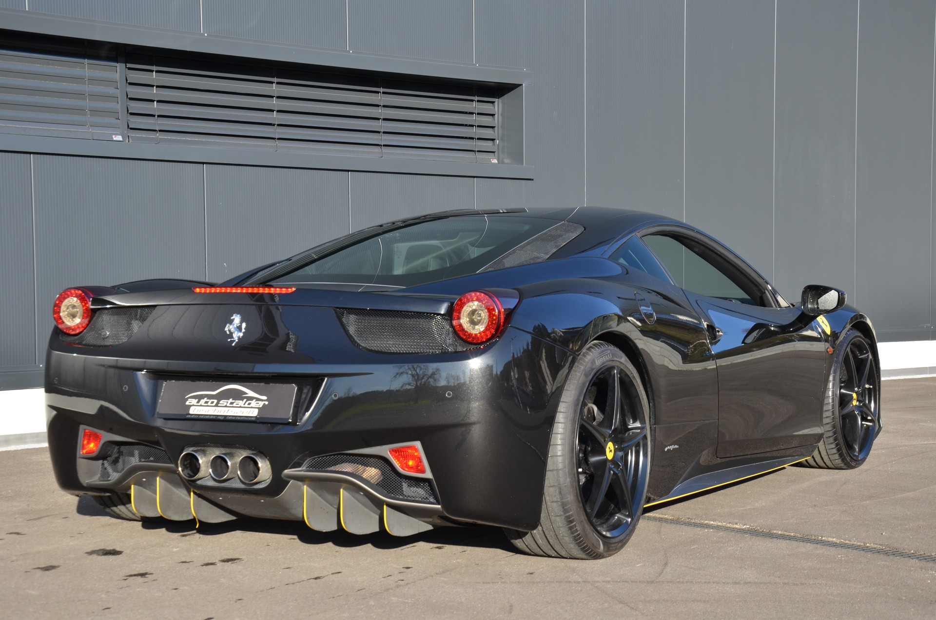 FERRARI 458 Italia 4.5 V8-showroom-element-2
