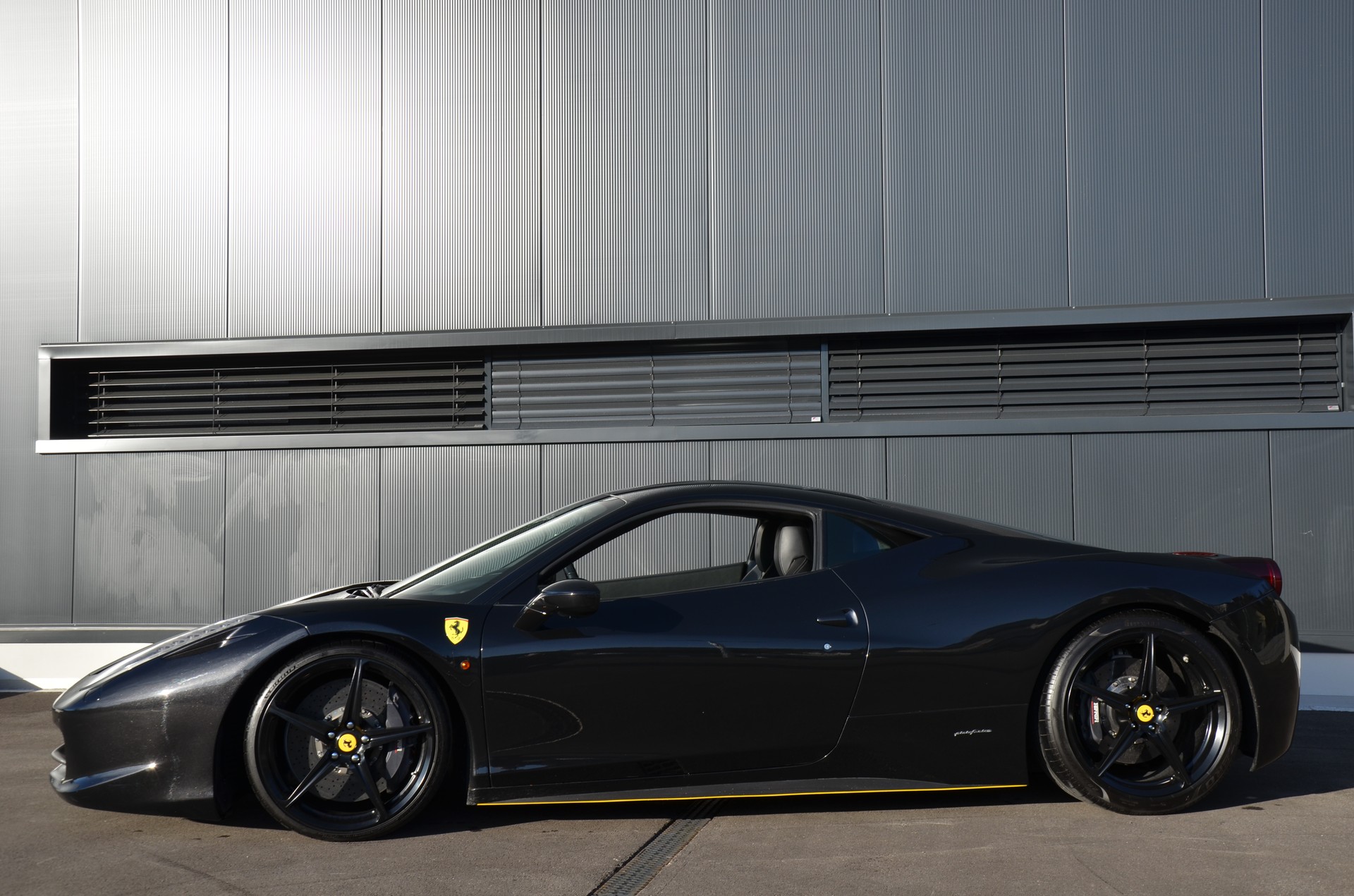 FERRARI 458 Italia 4.5 V8-showroom-element-1
