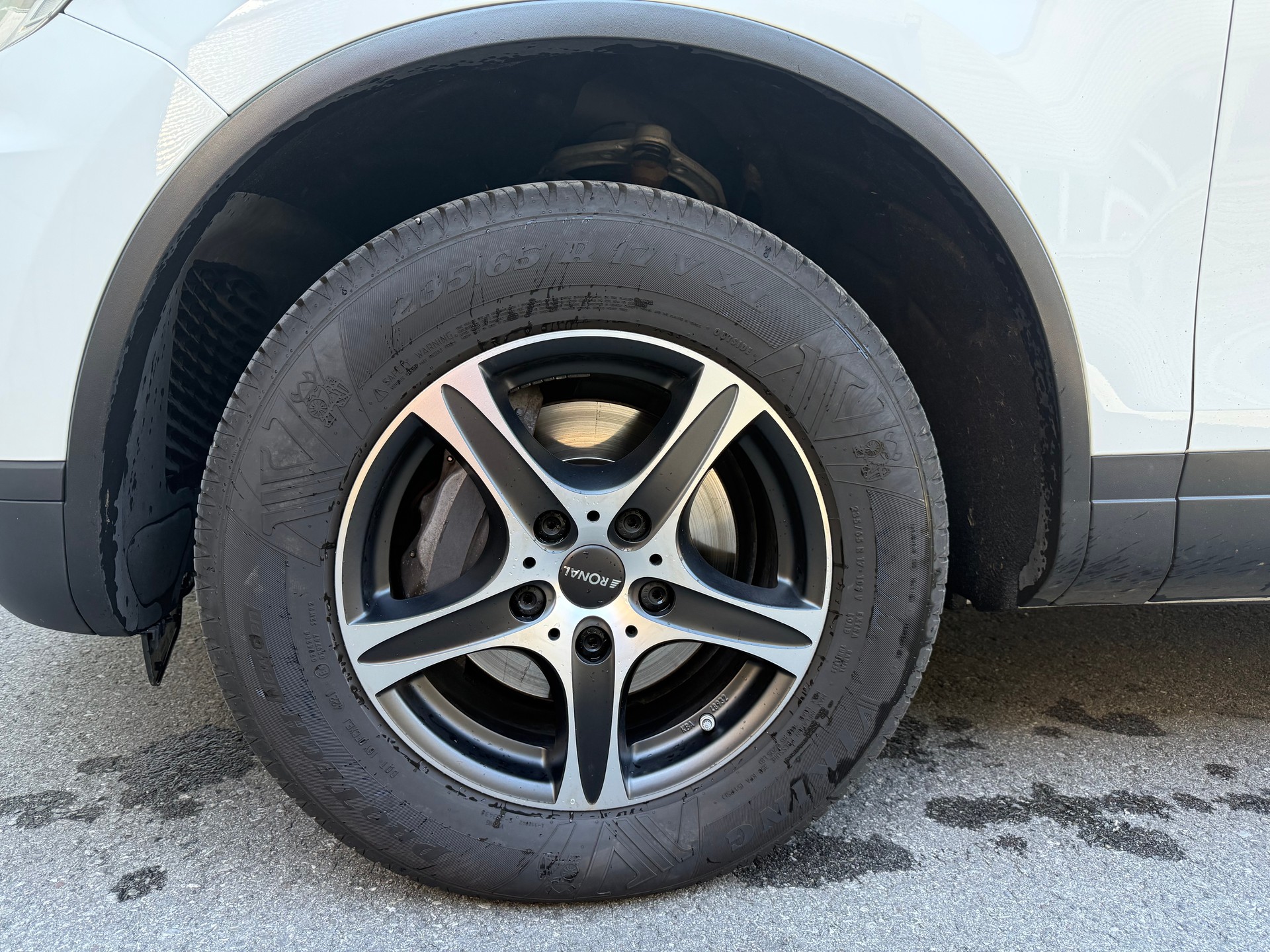 VW Touareg 3.0 TDI BlueMotion Technology Tiptronic-image-8