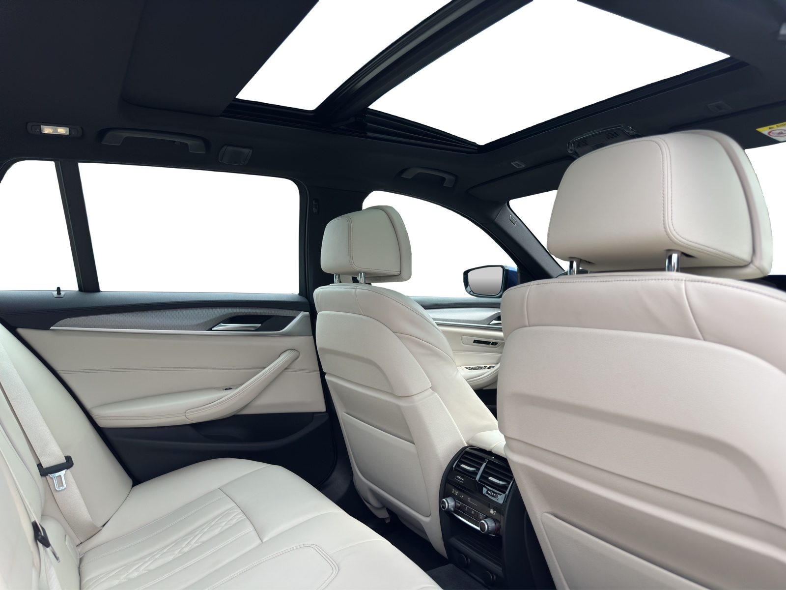 BMW 540i xDrive Touring Steptronic-image-10