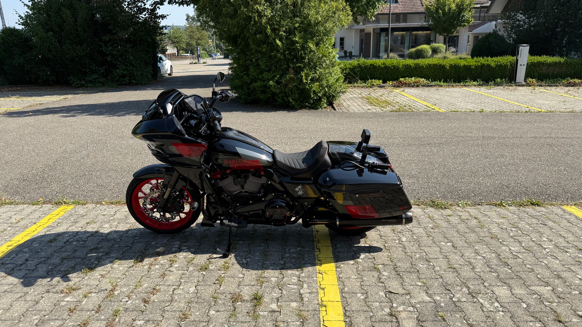 HARLEY-DAVIDSON FLTRXSTSE Road Glide ST 121 CVO-image-7