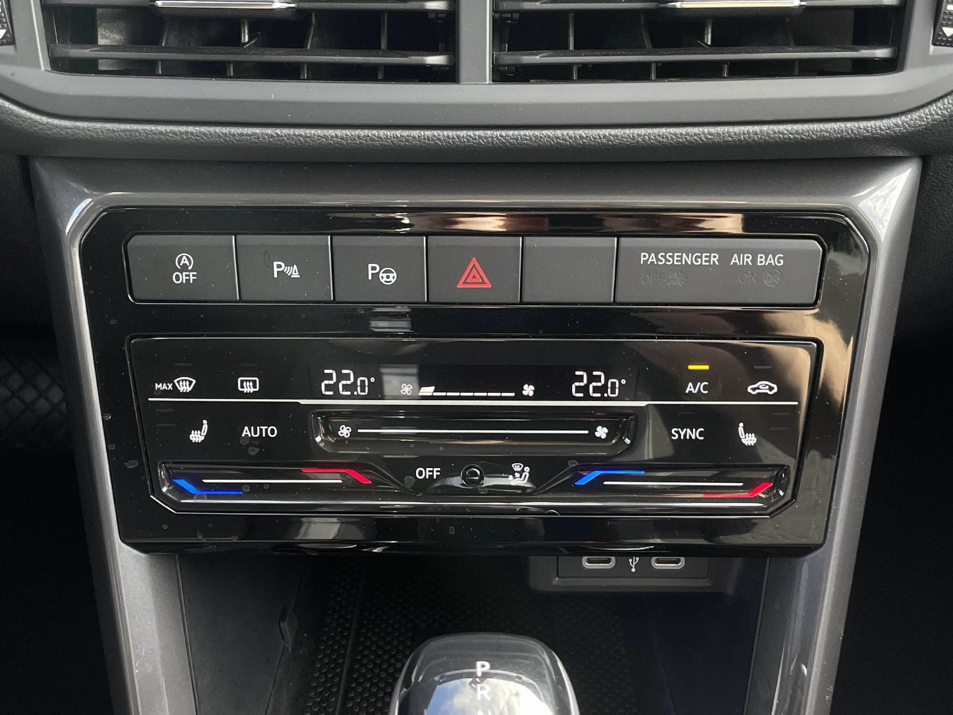 VW T-Cross 1.0 TSI Style-image-12