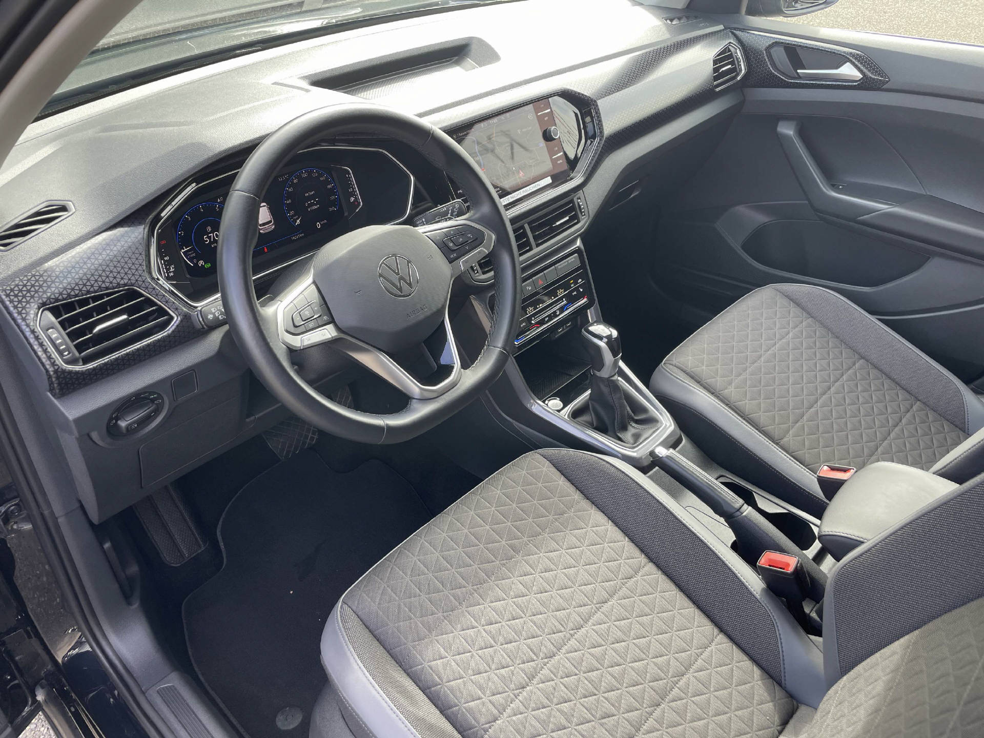 VW T-Cross 1.0 TSI Style-image-6
