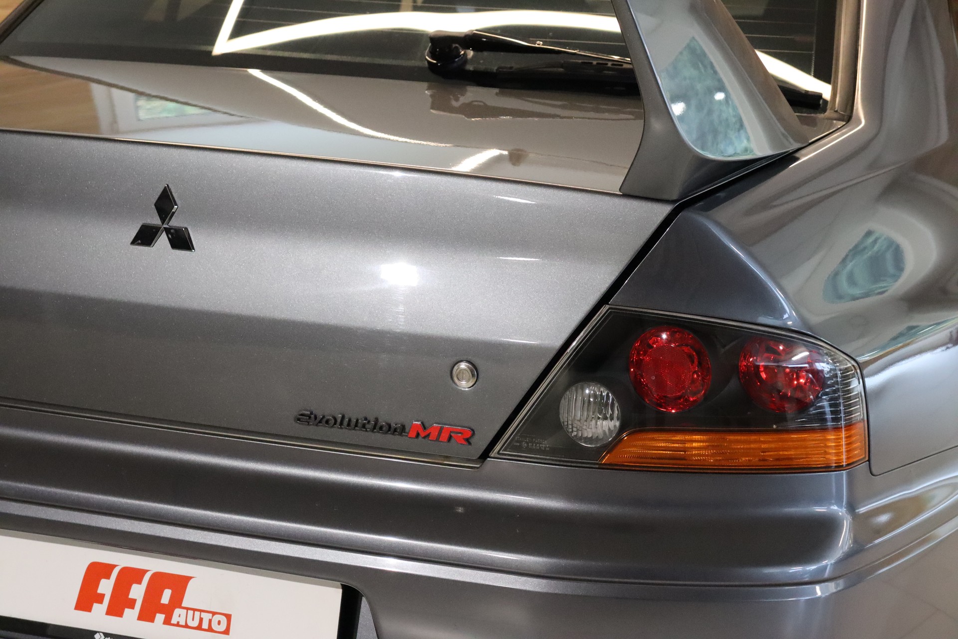 MITSUBISHI Lancer Evo 8 2.0 EVOLUTION MR-image-7