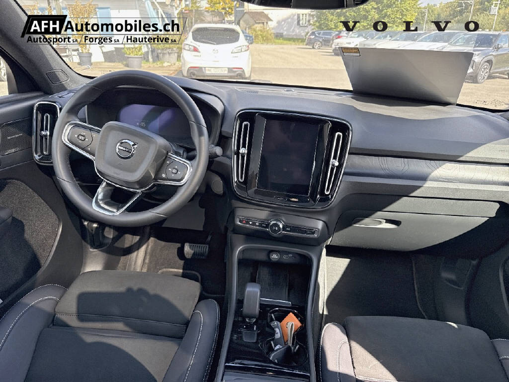 VOLVO C40 E80 Ultimate AWD-image-17