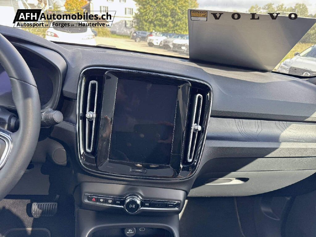 VOLVO C40 E80 Ultimate AWD-image-12