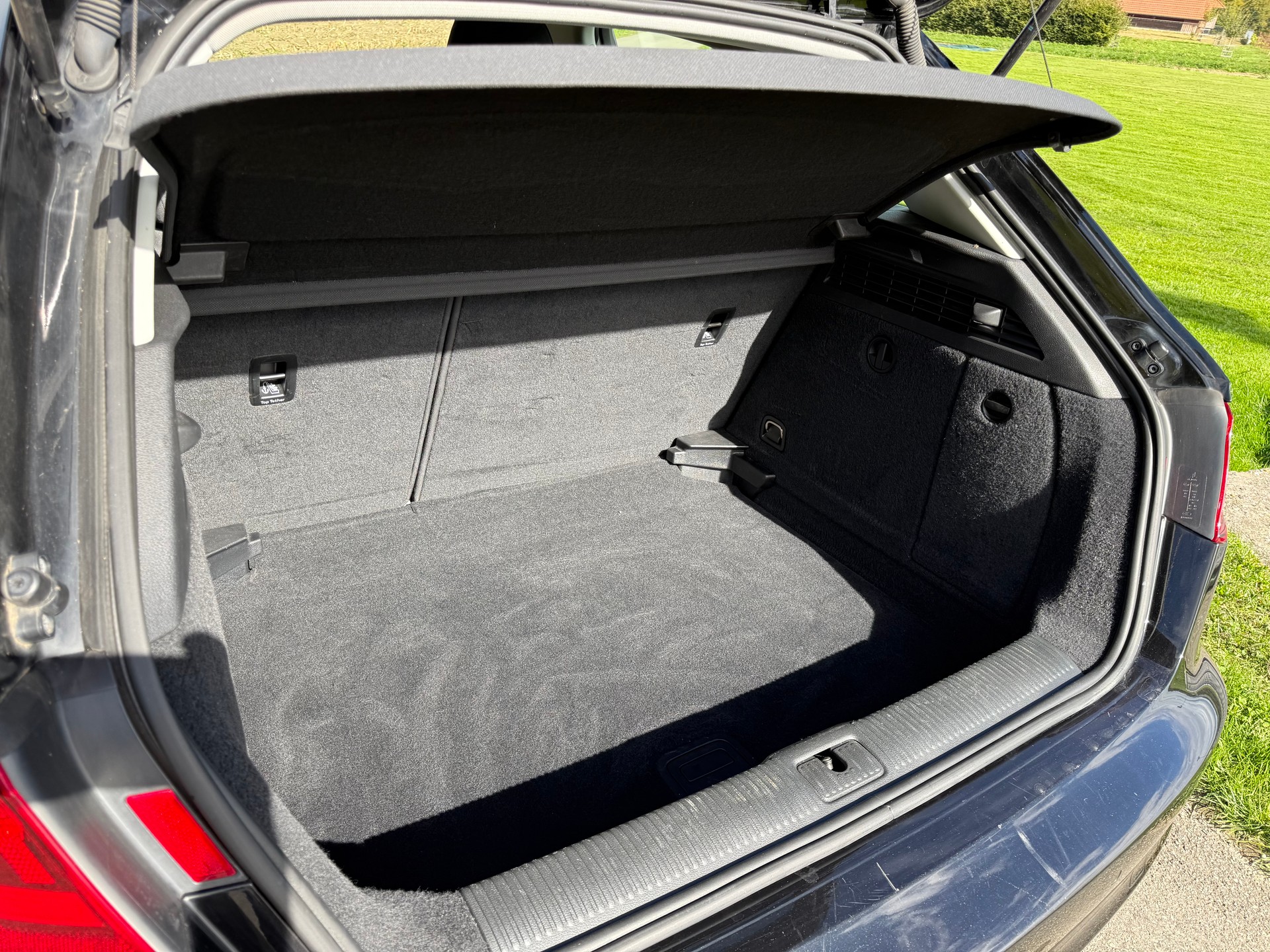 AUDI A3 Sportback 1.8 TFSI Ambition-image-7