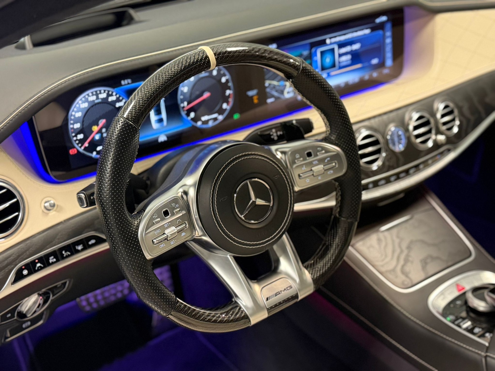 MERCEDES-BENZ S 63 AMG L 4Matic+ 9G-Tronic-image-13