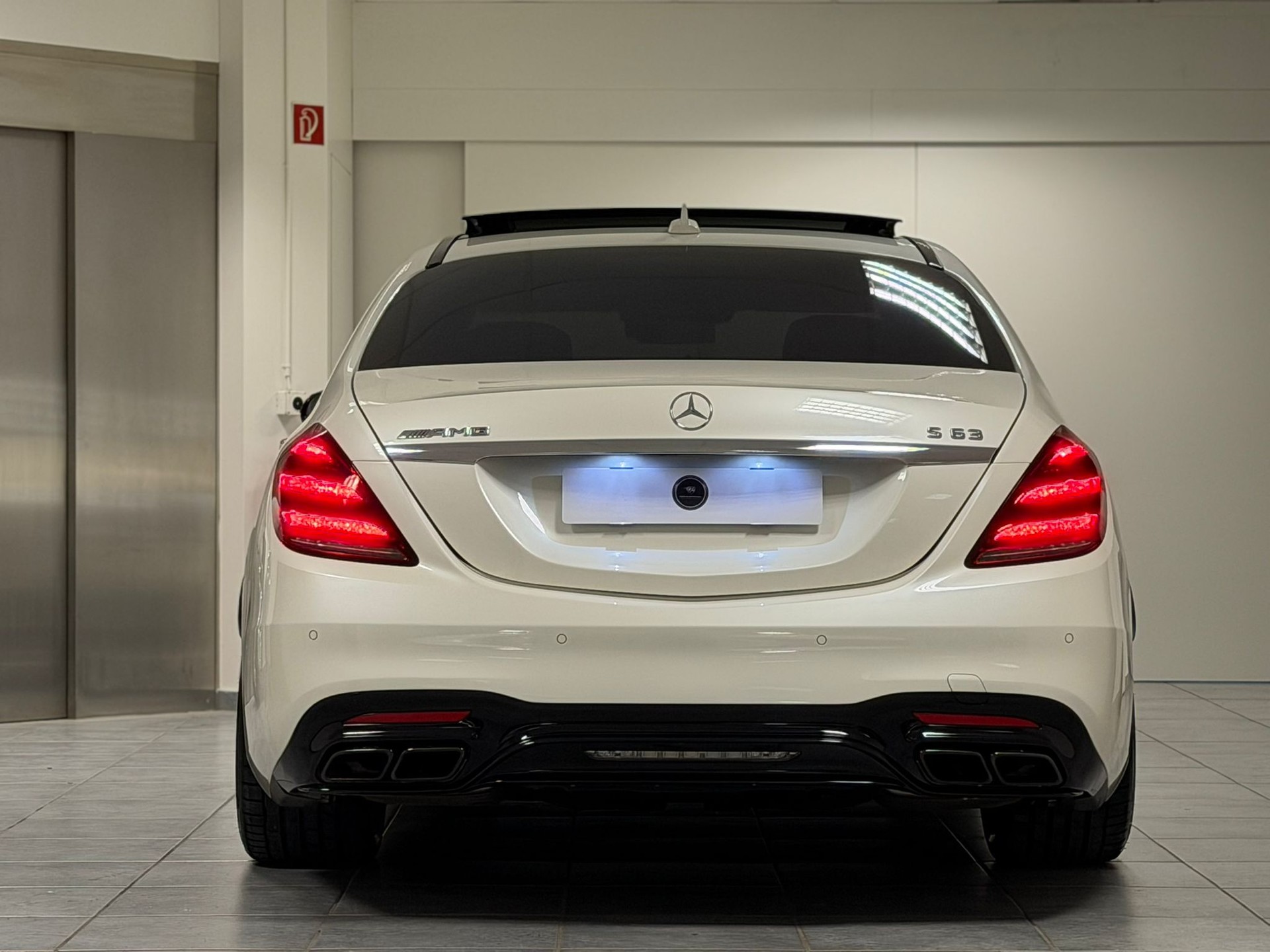 MERCEDES-BENZ S 63 AMG L 4Matic+ 9G-Tronic-image-6