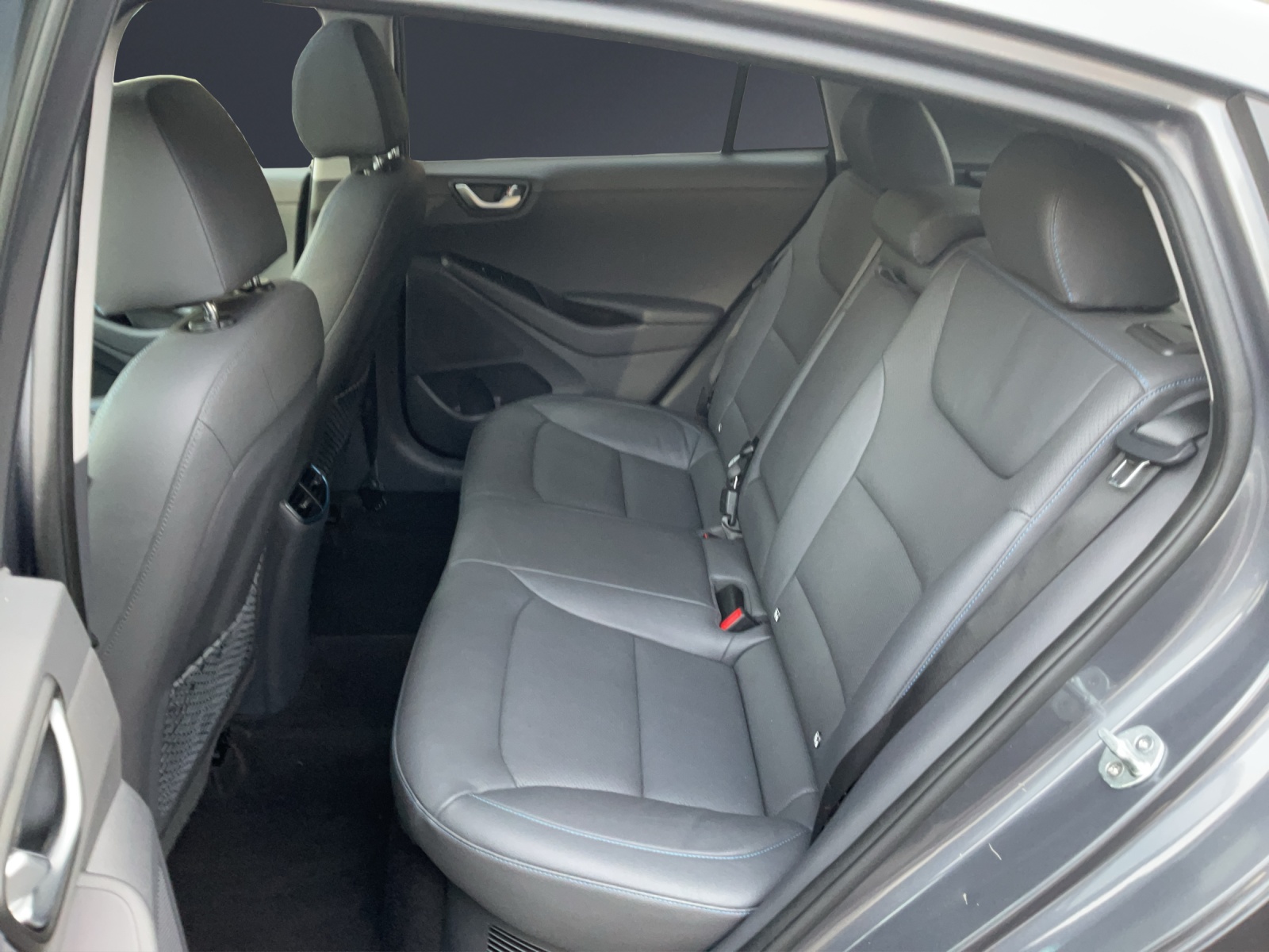 HYUNDAI Ioniq 1.6 HEV Vertex-image-8