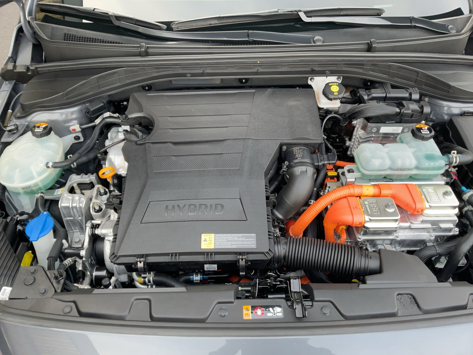 HYUNDAI Ioniq 1.6 HEV Vertex-image-9