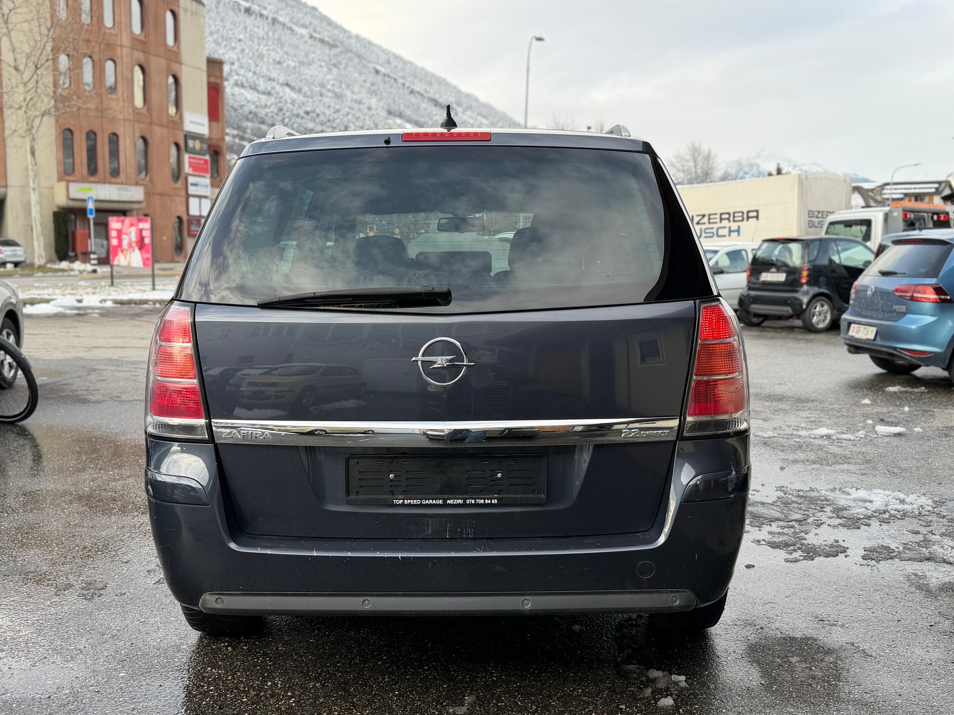 OPEL ZAFIRA-showroom-element-2