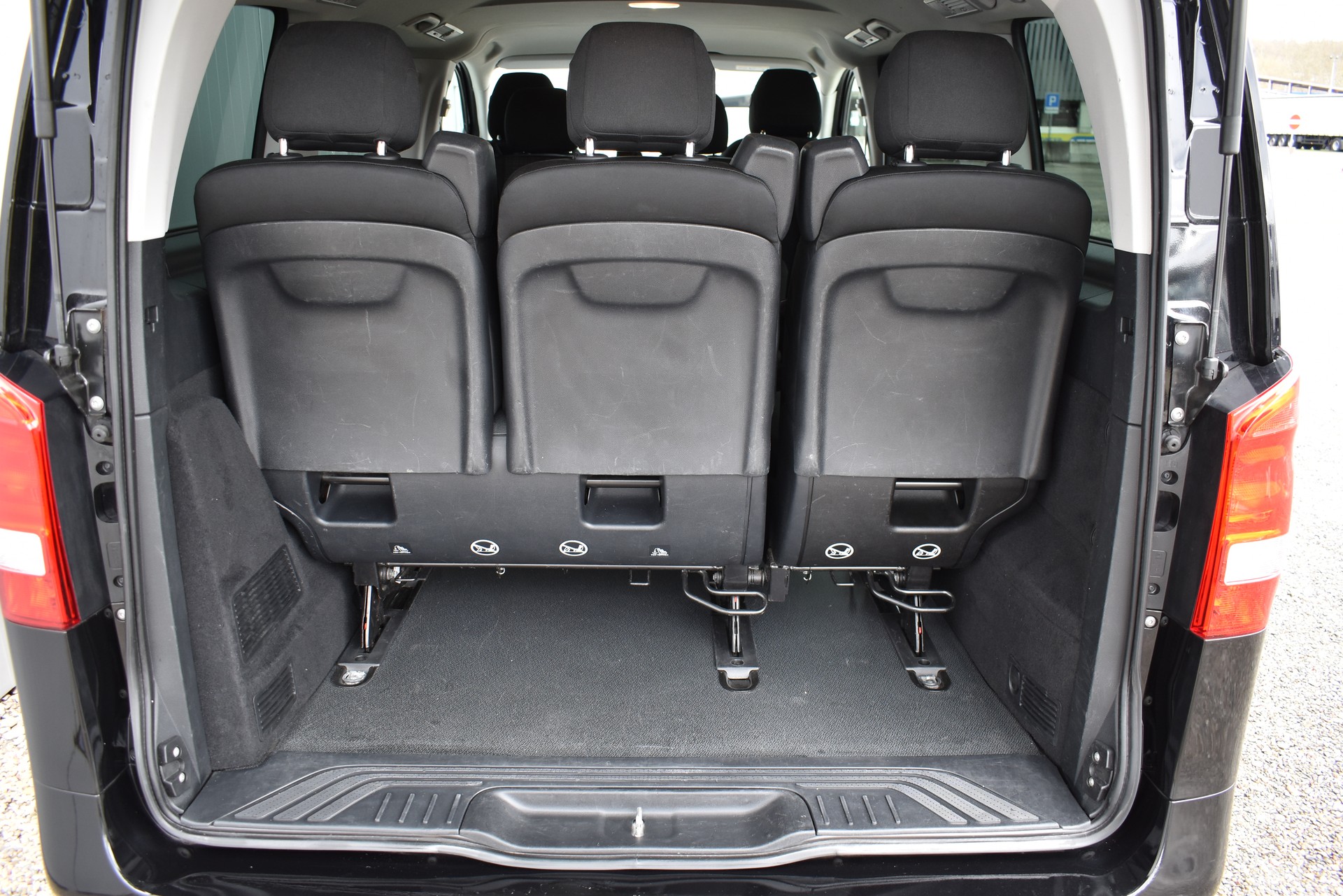 MERCEDES-BENZ Vito 114 CDI Tourer Nur Export/Garage-image-8