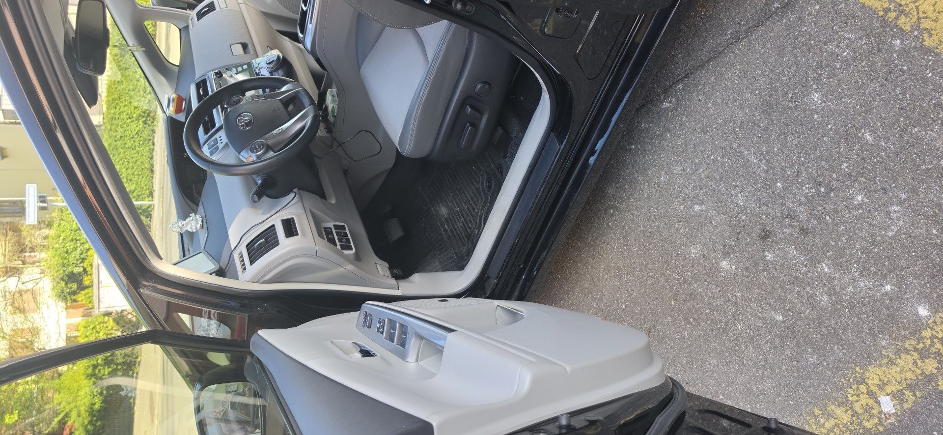 TOYOTA Prius Plus 1.8 Hybrid VT-I Premium-image-14