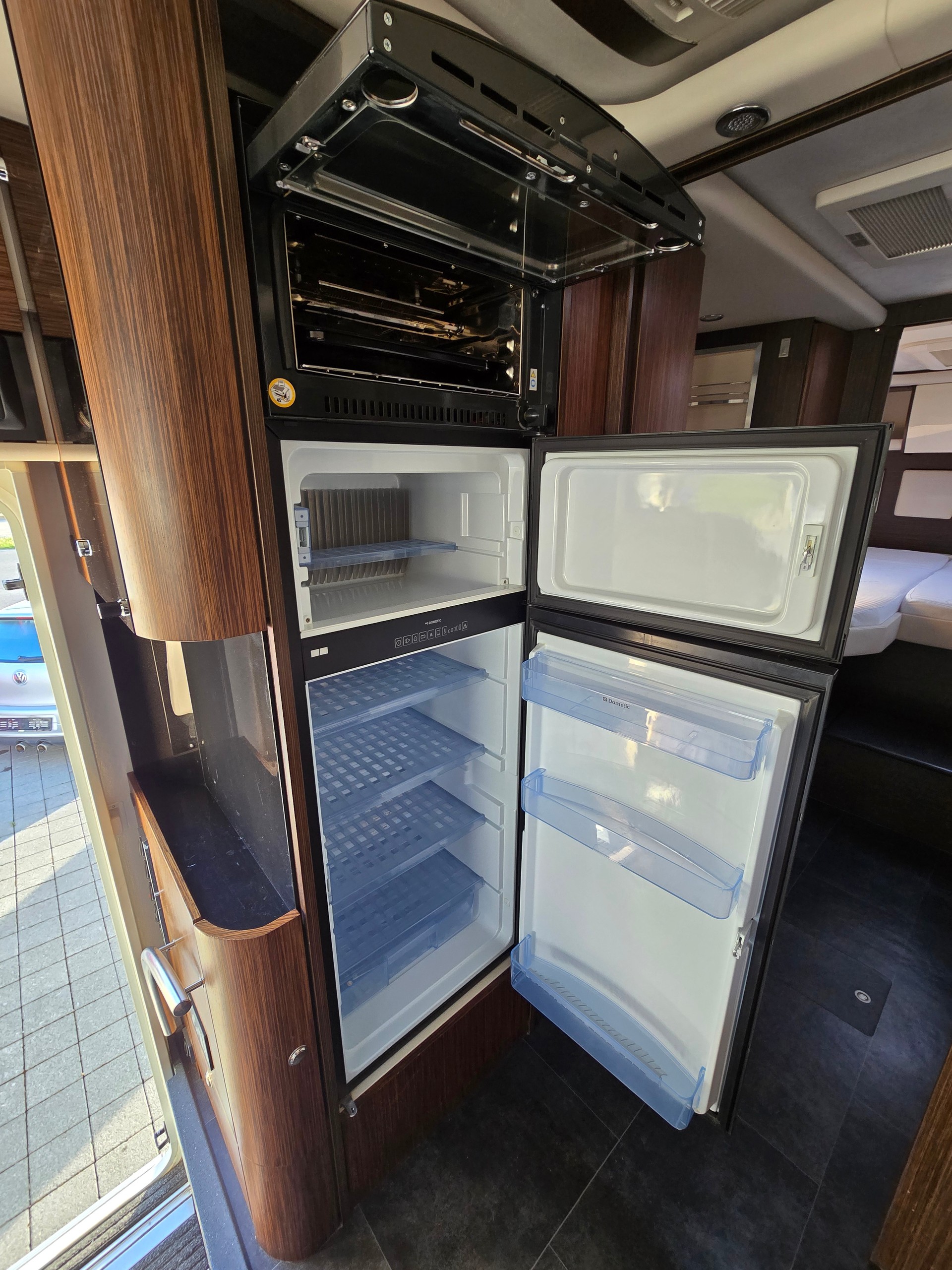 CONCORDE Charisma 850 L-image-9