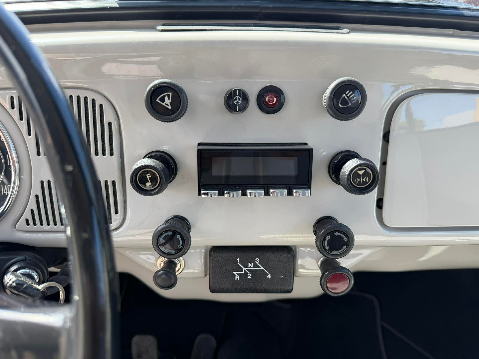 VW 15-1302-image-14