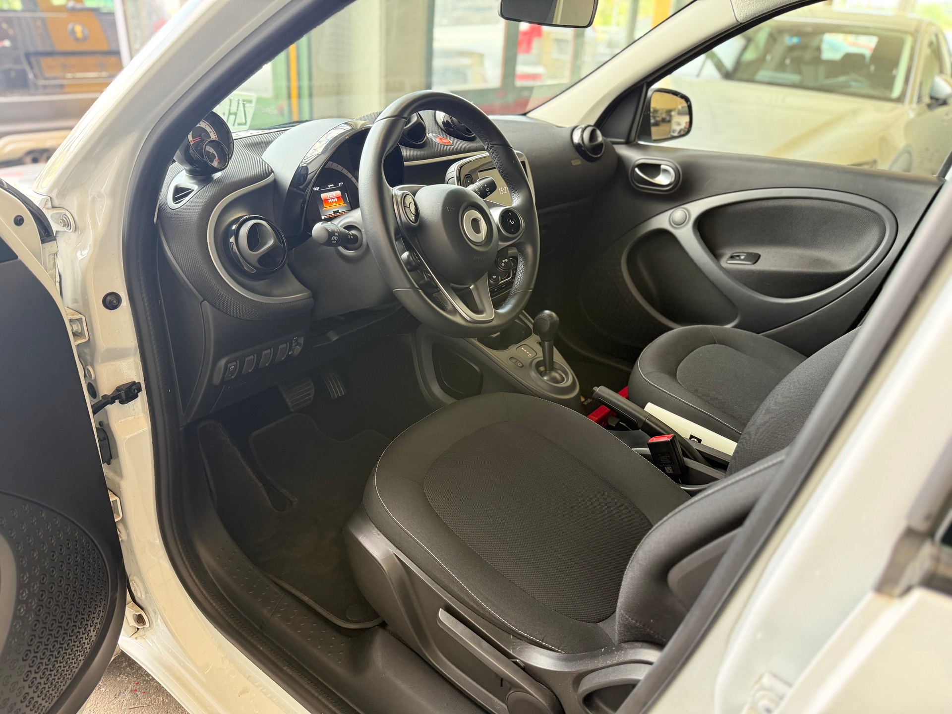 SMART forfour twinamic-image-6