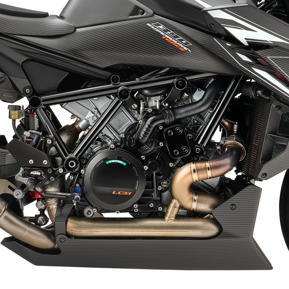 KTM 1390 SUPER DUKE RR TRACK-image-8