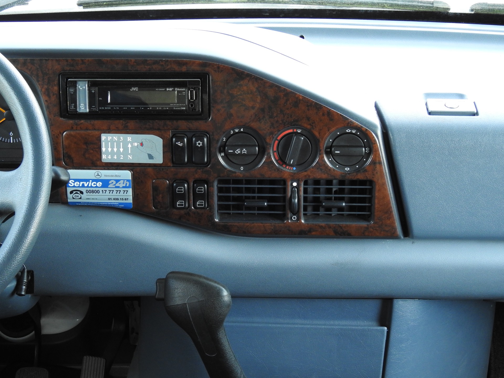 MERCEDES-BENZ 312 D-image-12