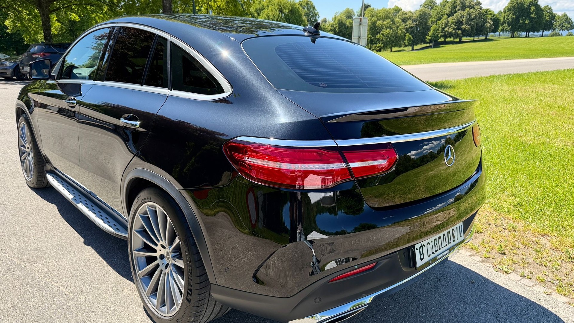 MERCEDES-BENZ GLE 500 V8 Coupé-image-3