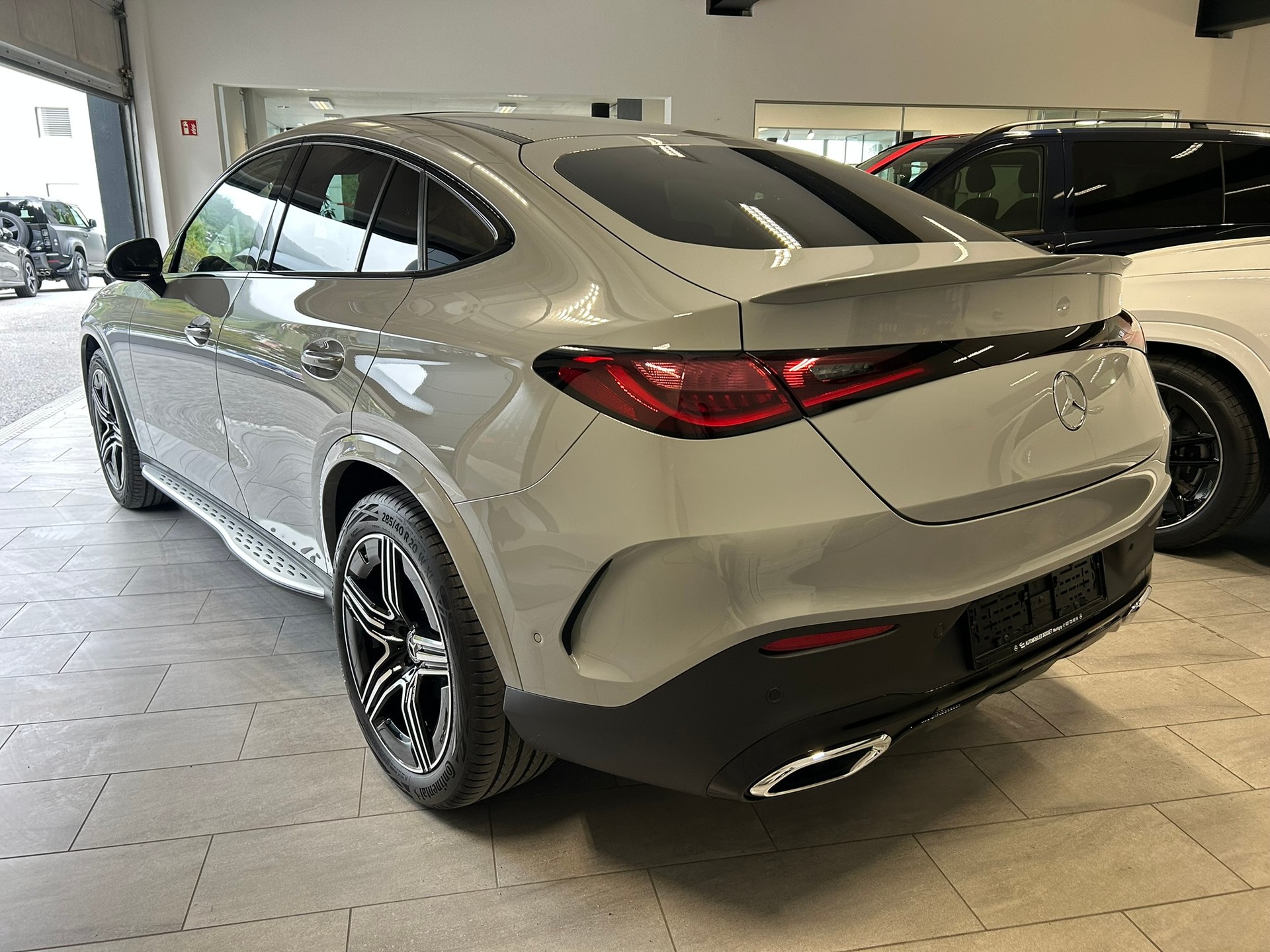 MERCEDES-BENZ GLC Coupé 300 4Matic AMG Line 9G-Tronic-image-4