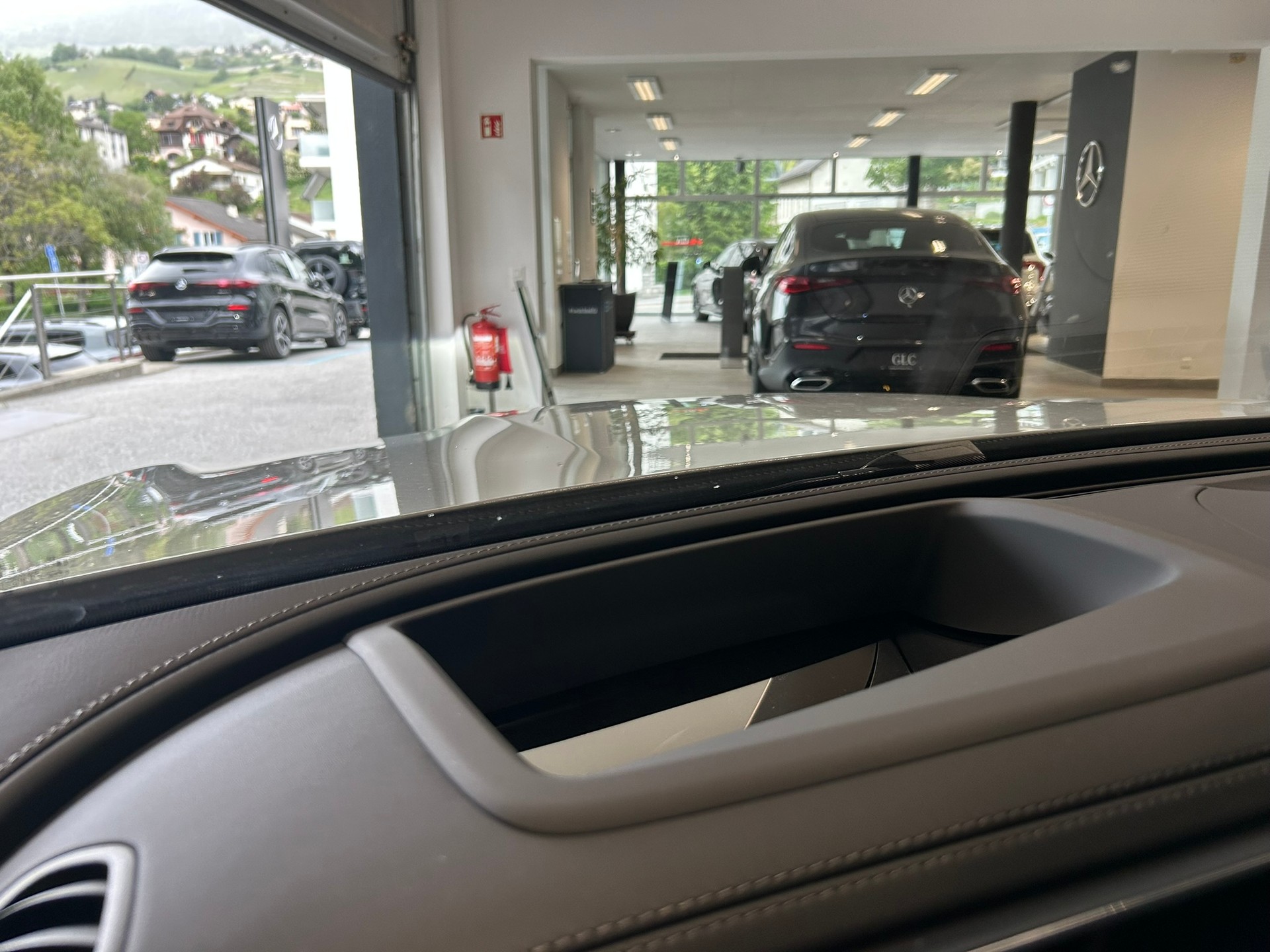 MERCEDES-BENZ GLC Coupé 300 4Matic AMG Line 9G-Tronic-image-16