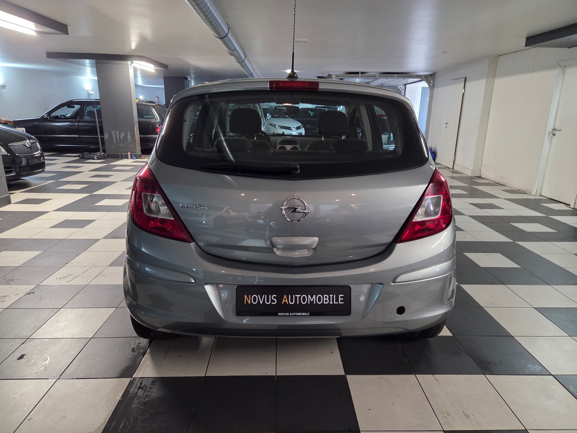 OPEL Corsa 1.4 TP Color Edition-image-3