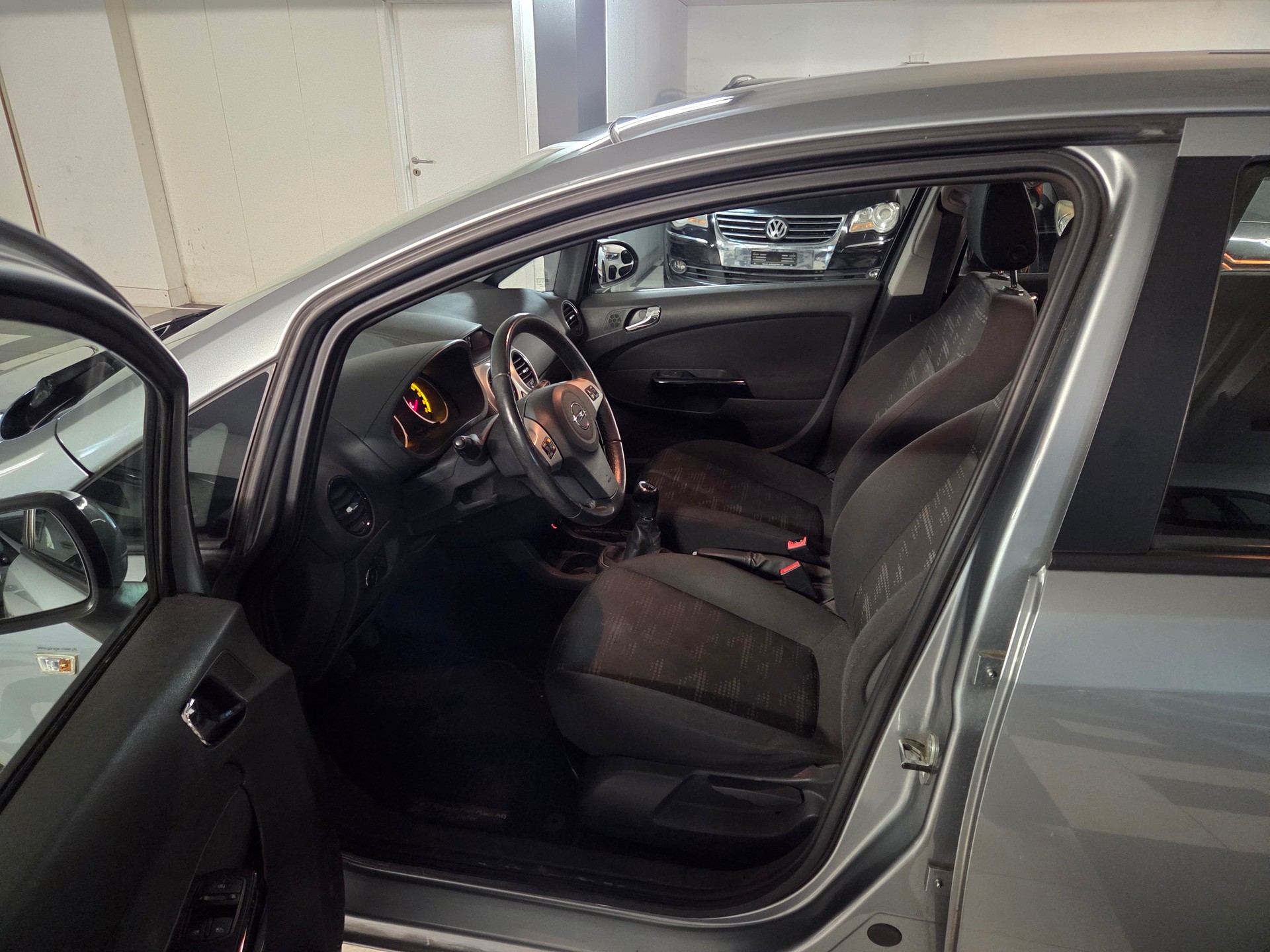 OPEL Corsa 1.4 TP Color Edition-image-8