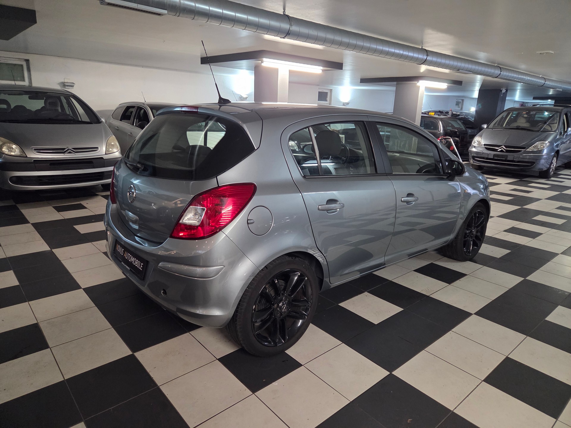 OPEL Corsa 1.4 TP Color Edition-image-4