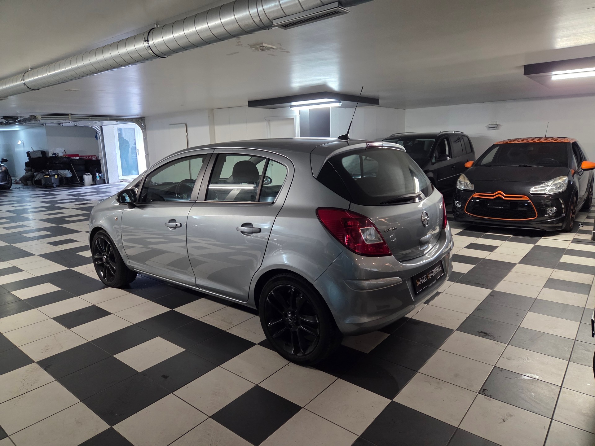 OPEL Corsa 1.4 TP Color Edition-image-2