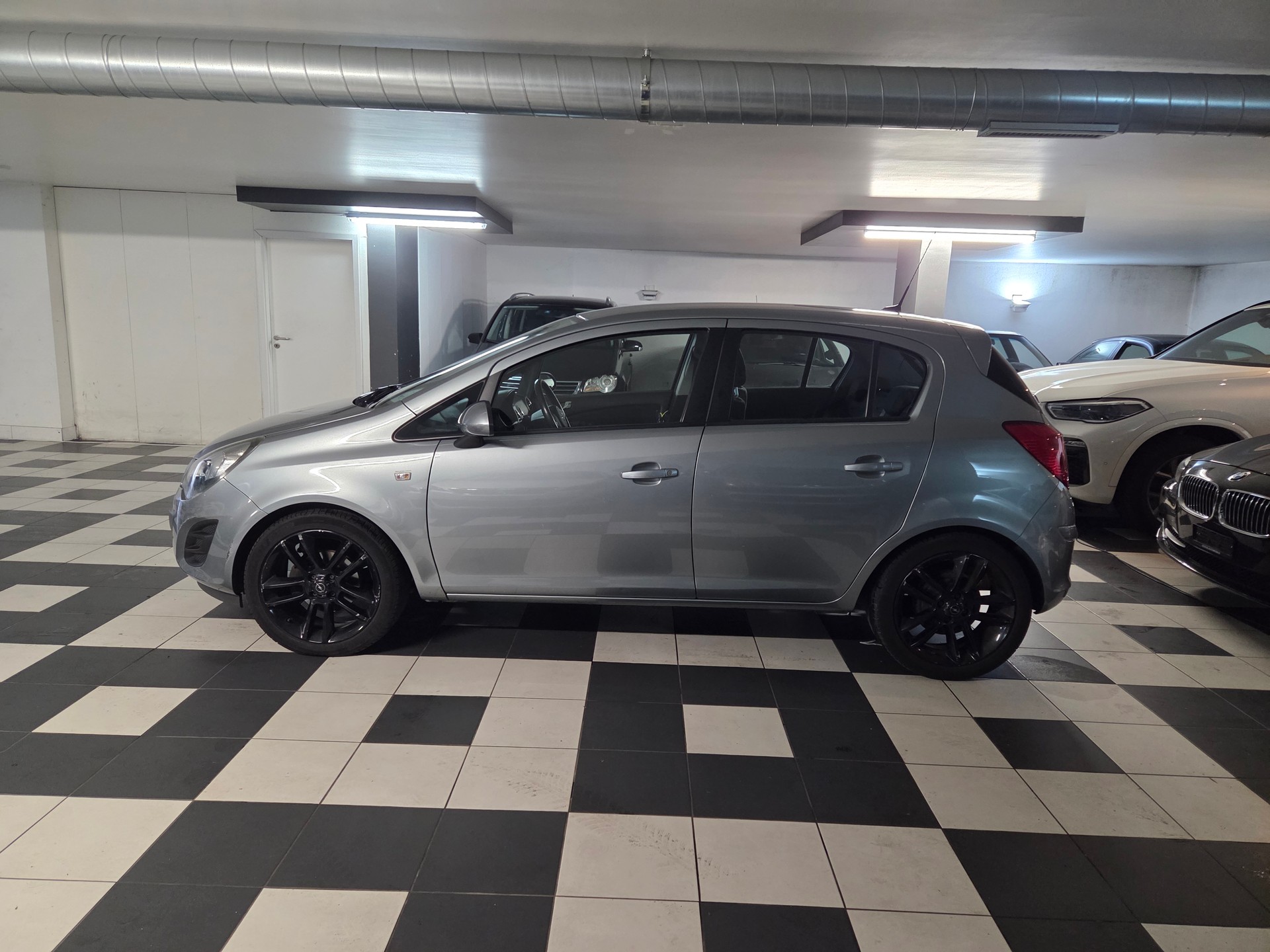 OPEL Corsa 1.4 TP Color Edition-image-1