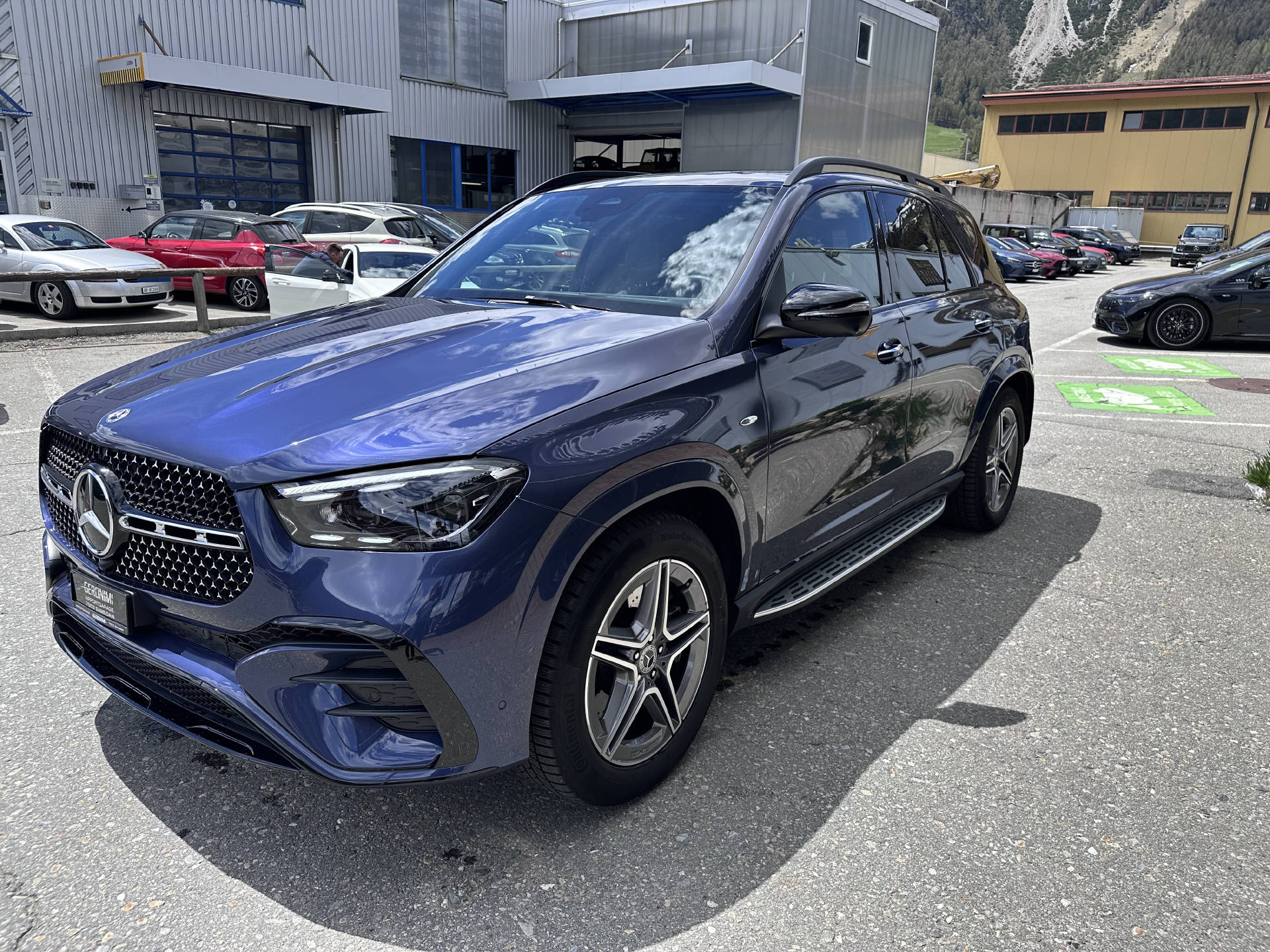 MERCEDES-BENZ GLE 350 de AMG Line 4Matic-image-4