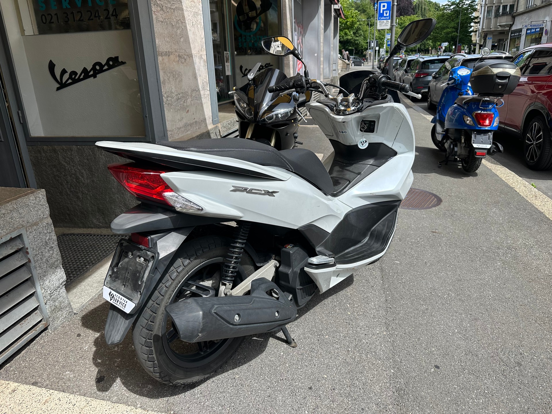 HONDA PCX 125 i-image-4