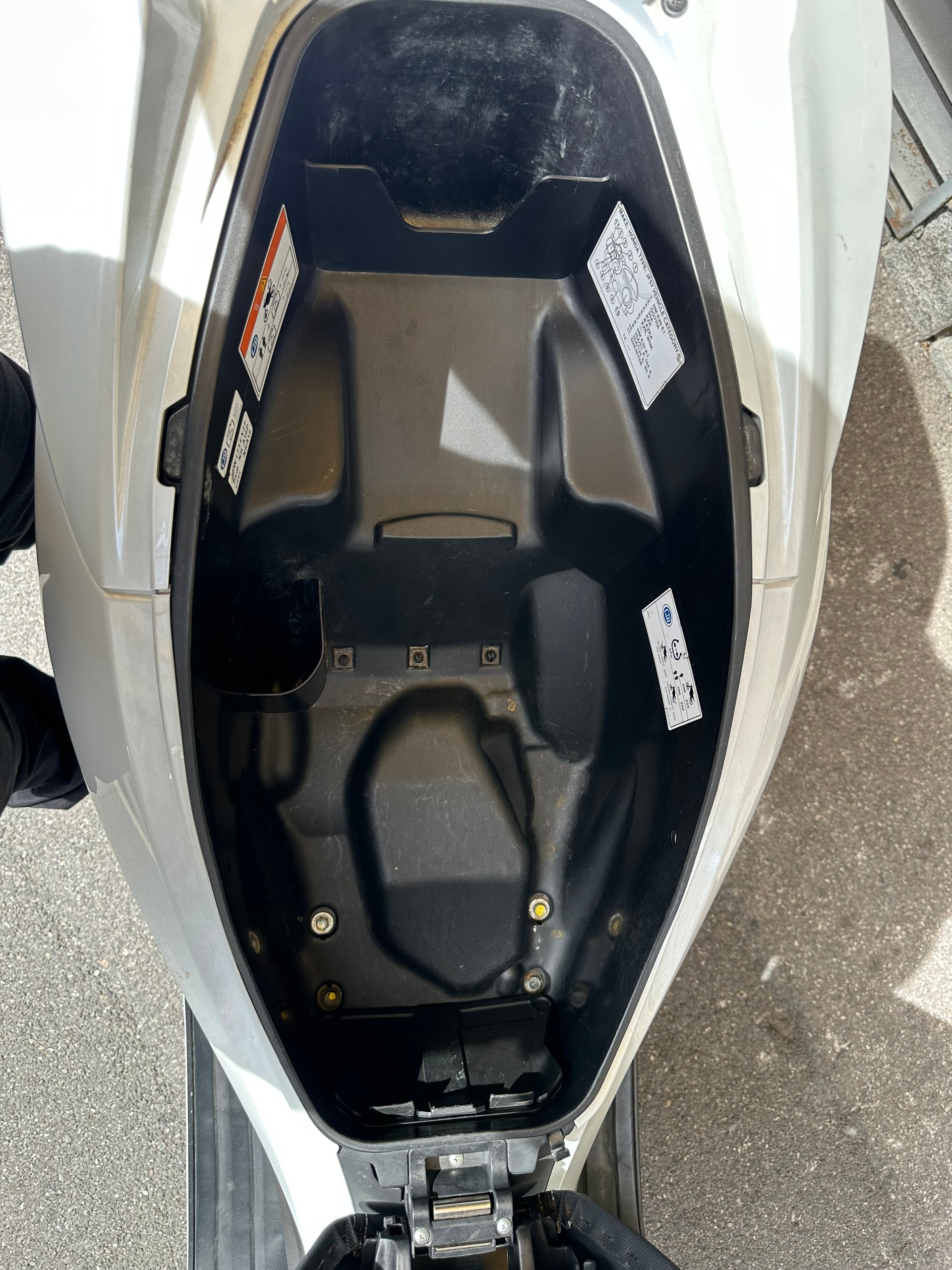 HONDA PCX 125 i-image-6