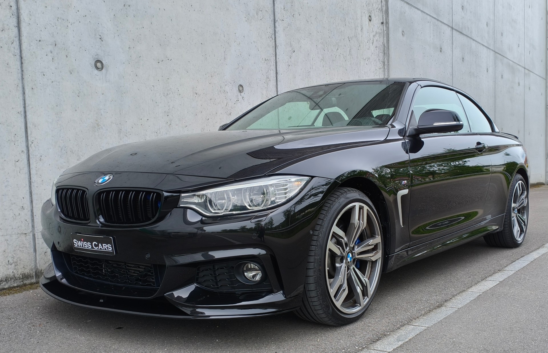 BMW 435i Cabriolet xDrive M-Sport Steptronic-image-2